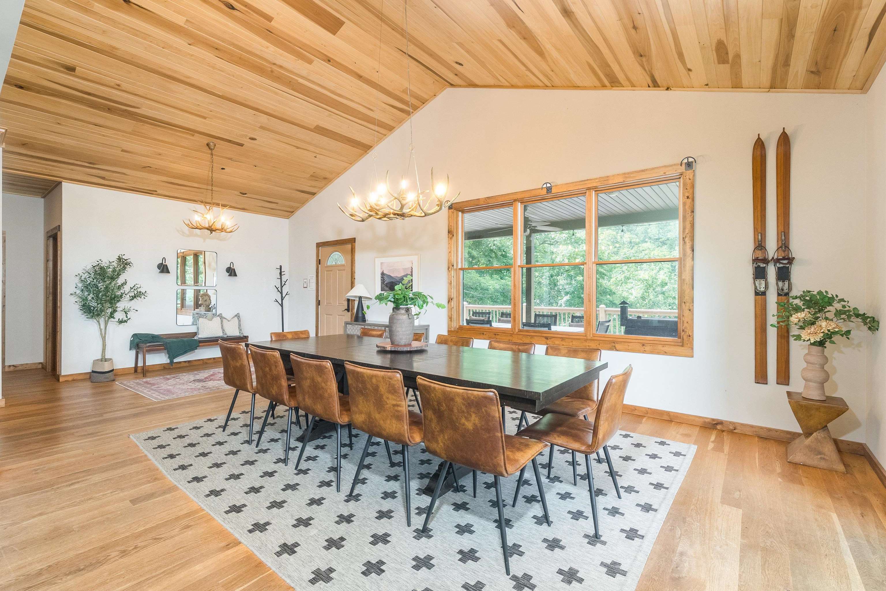 347 WILSON WAY, MCGAHEYSVILLE, Virginia 22840, 6 Bedrooms Bedrooms, ,5 BathroomsBathrooms,Residential,347 WILSON WAY,673904 MLS # 673904