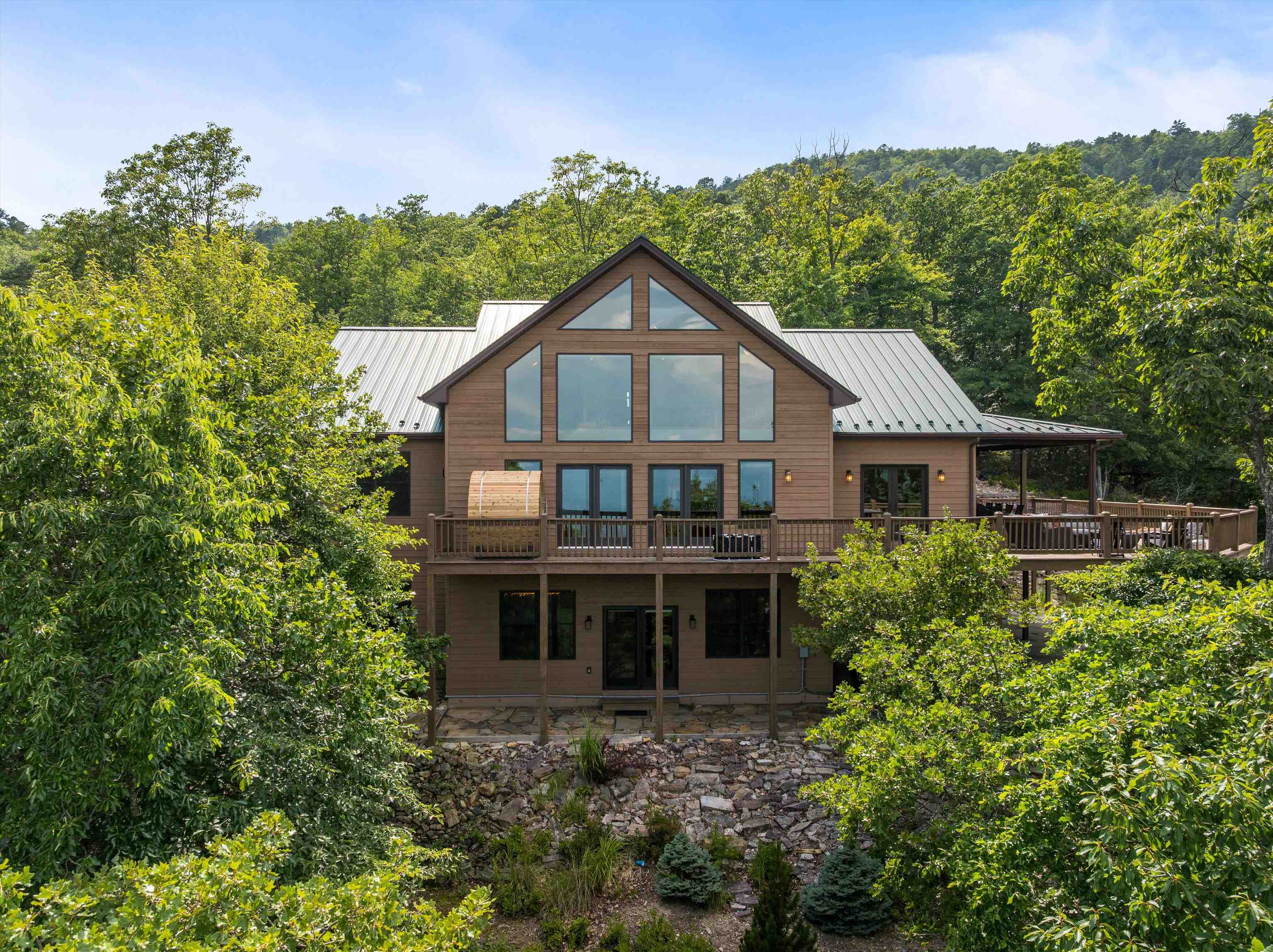 347 WILSON WAY, MCGAHEYSVILLE, Virginia 22840, 6 Bedrooms Bedrooms, ,5 BathroomsBathrooms,Residential,347 WILSON WAY,673904 MLS # 673904