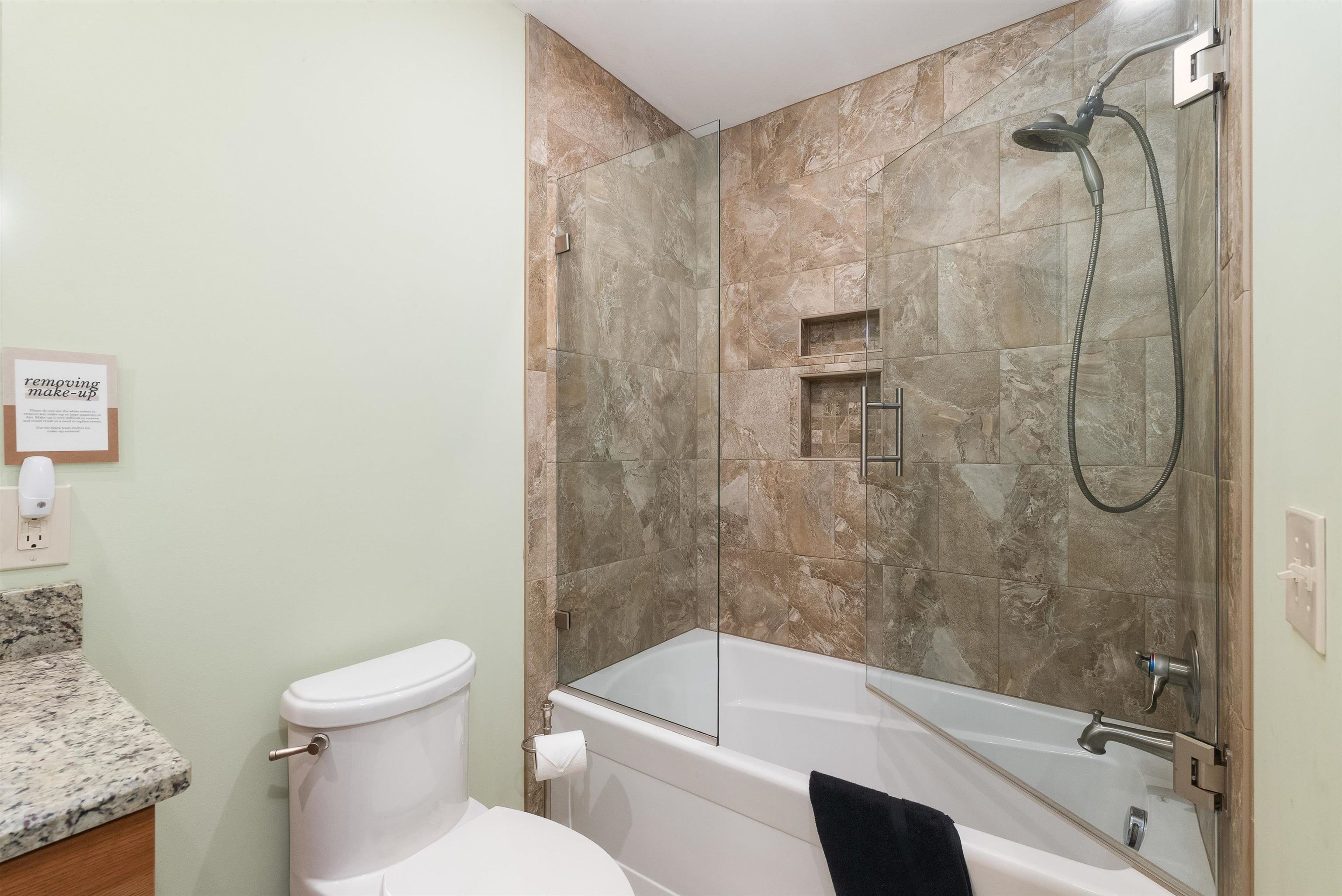 347 WILSON WAY, MCGAHEYSVILLE, Virginia 22840, 6 Bedrooms Bedrooms, ,5 BathroomsBathrooms,Residential,347 WILSON WAY,673904 MLS # 673904