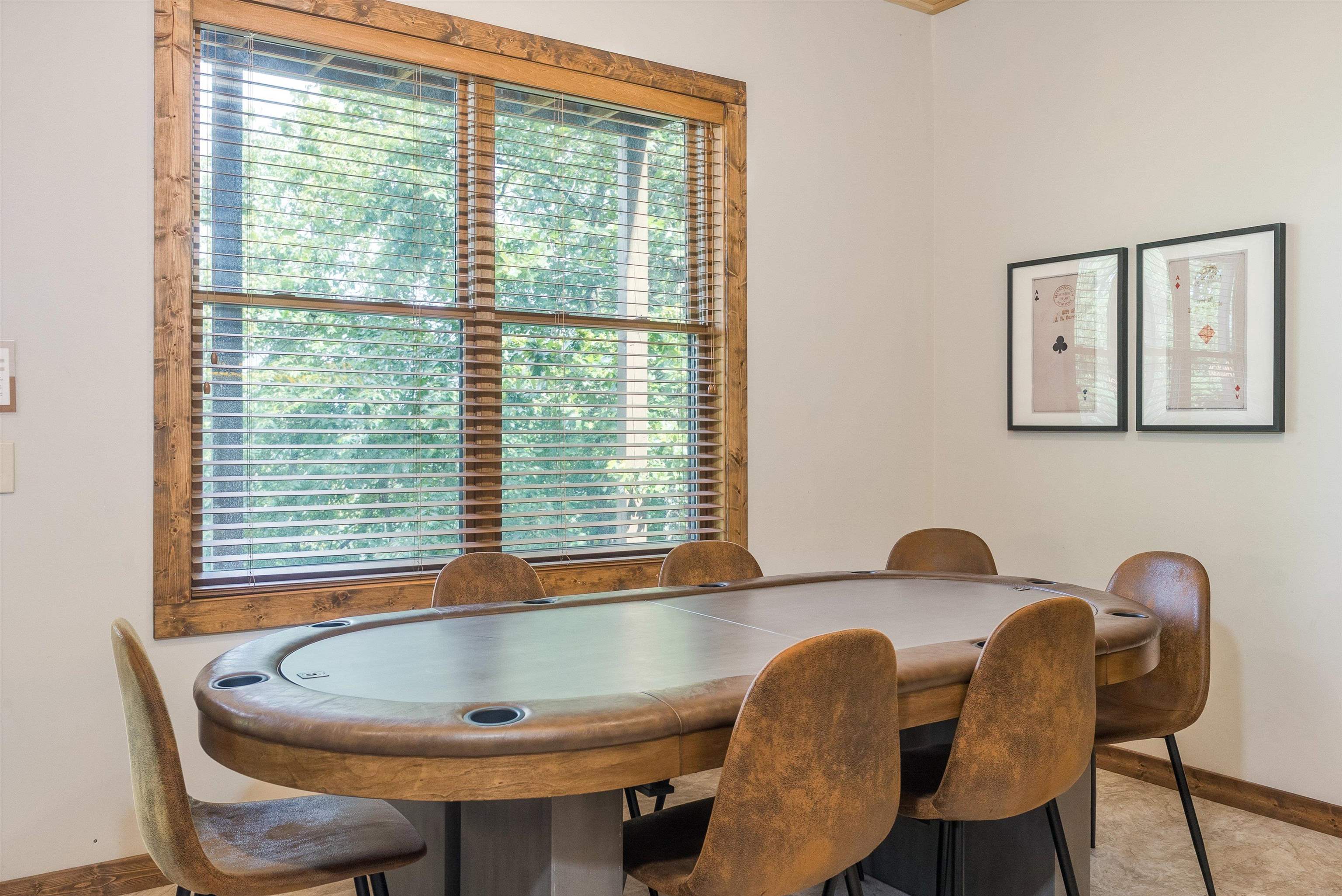 347 WILSON WAY, MCGAHEYSVILLE, Virginia 22840, 6 Bedrooms Bedrooms, ,5 BathroomsBathrooms,Residential,347 WILSON WAY,673904 MLS # 673904