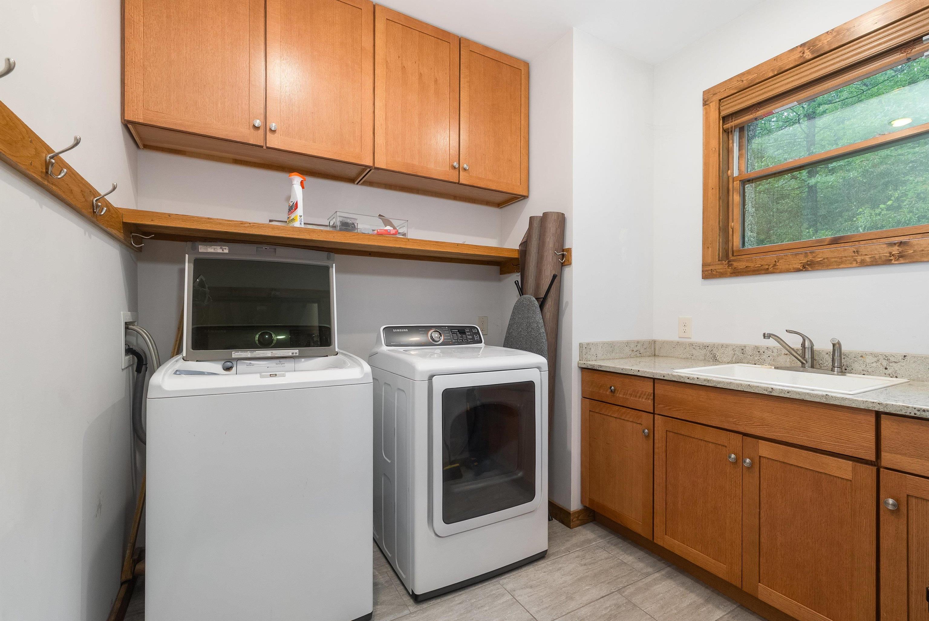 347 WILSON WAY, MCGAHEYSVILLE, Virginia 22840, 6 Bedrooms Bedrooms, ,5 BathroomsBathrooms,Residential,347 WILSON WAY,673904 MLS # 673904