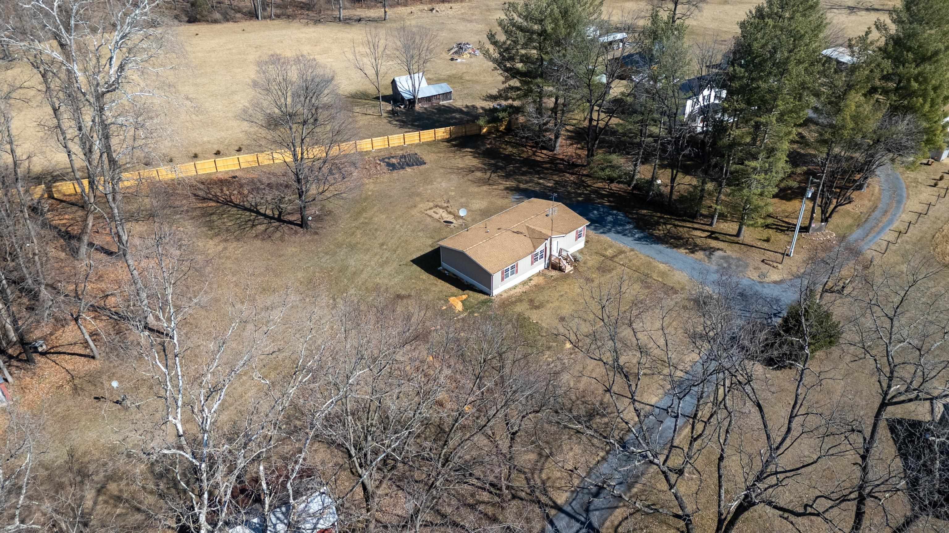 38 MAGGIE LN, MOUNT SOLON, Virginia 22843, 3 Bedrooms Bedrooms, ,2 BathroomsBathrooms,Residential,38 MAGGIE LN,673906 MLS # 673906