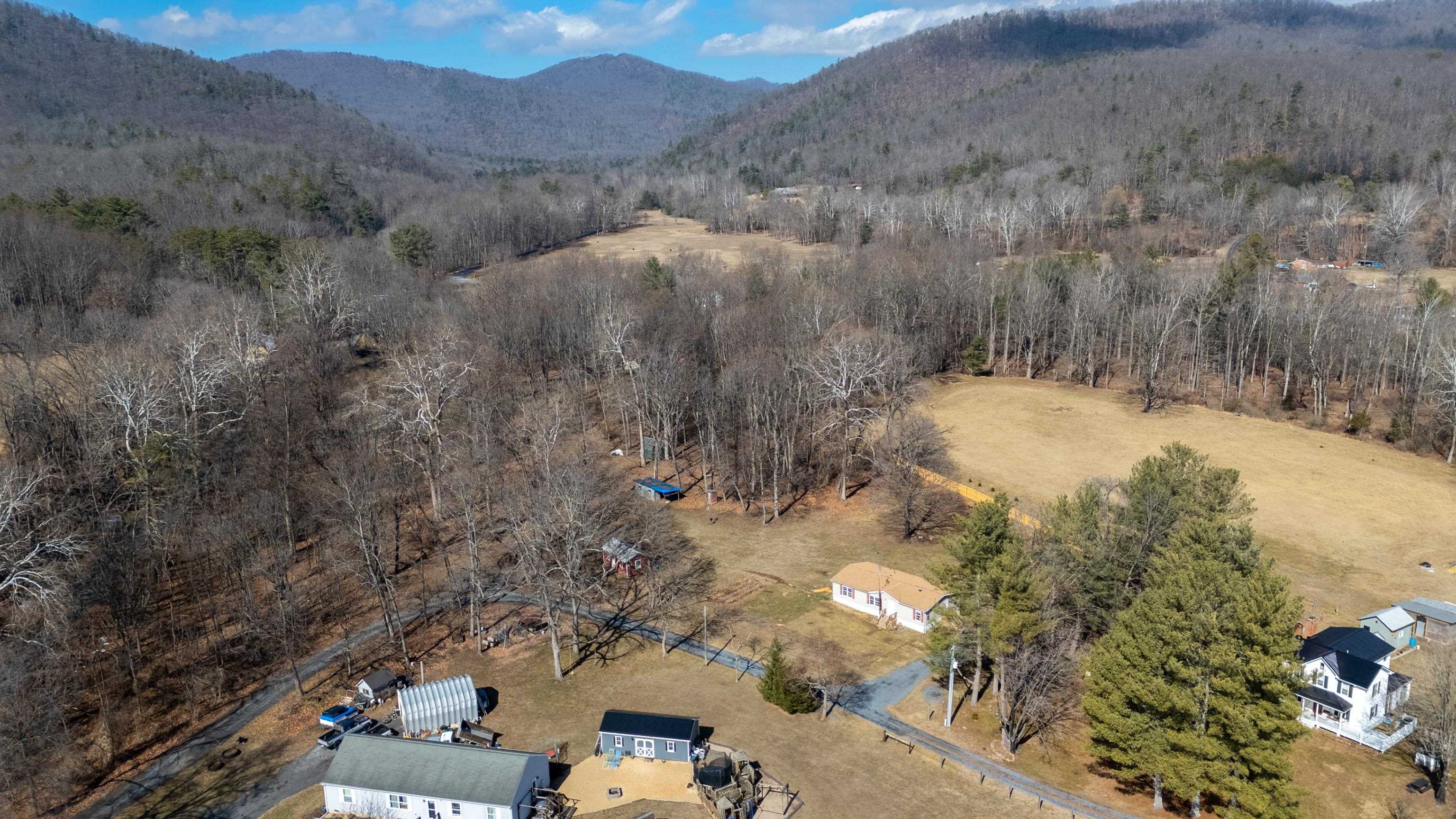 38 MAGGIE LN, MOUNT SOLON, Virginia 22843, 3 Bedrooms Bedrooms, ,2 BathroomsBathrooms,Residential,38 MAGGIE LN,673906 MLS # 673906