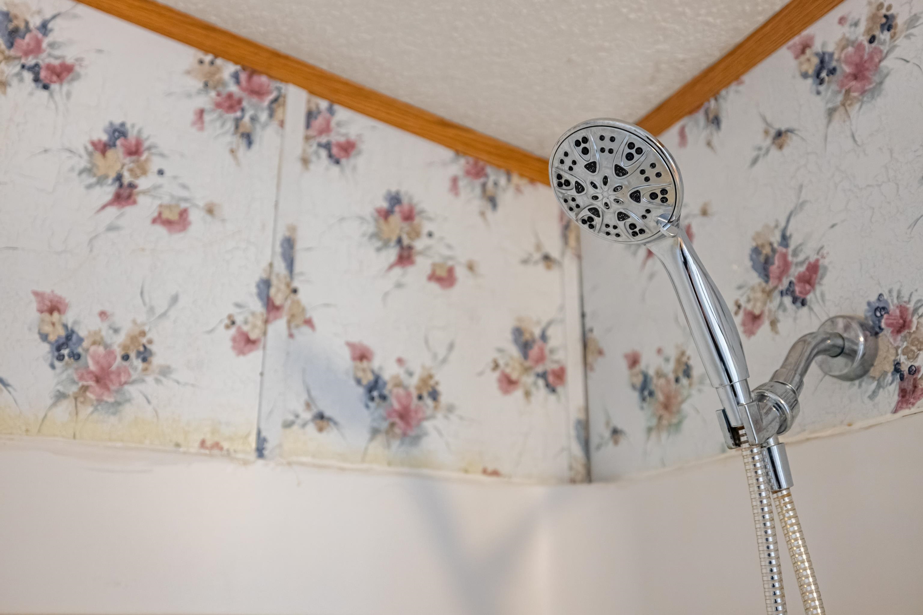 38 MAGGIE LN, MOUNT SOLON, Virginia 22843, 3 Bedrooms Bedrooms, ,2 BathroomsBathrooms,Residential,38 MAGGIE LN,673906 MLS # 673906