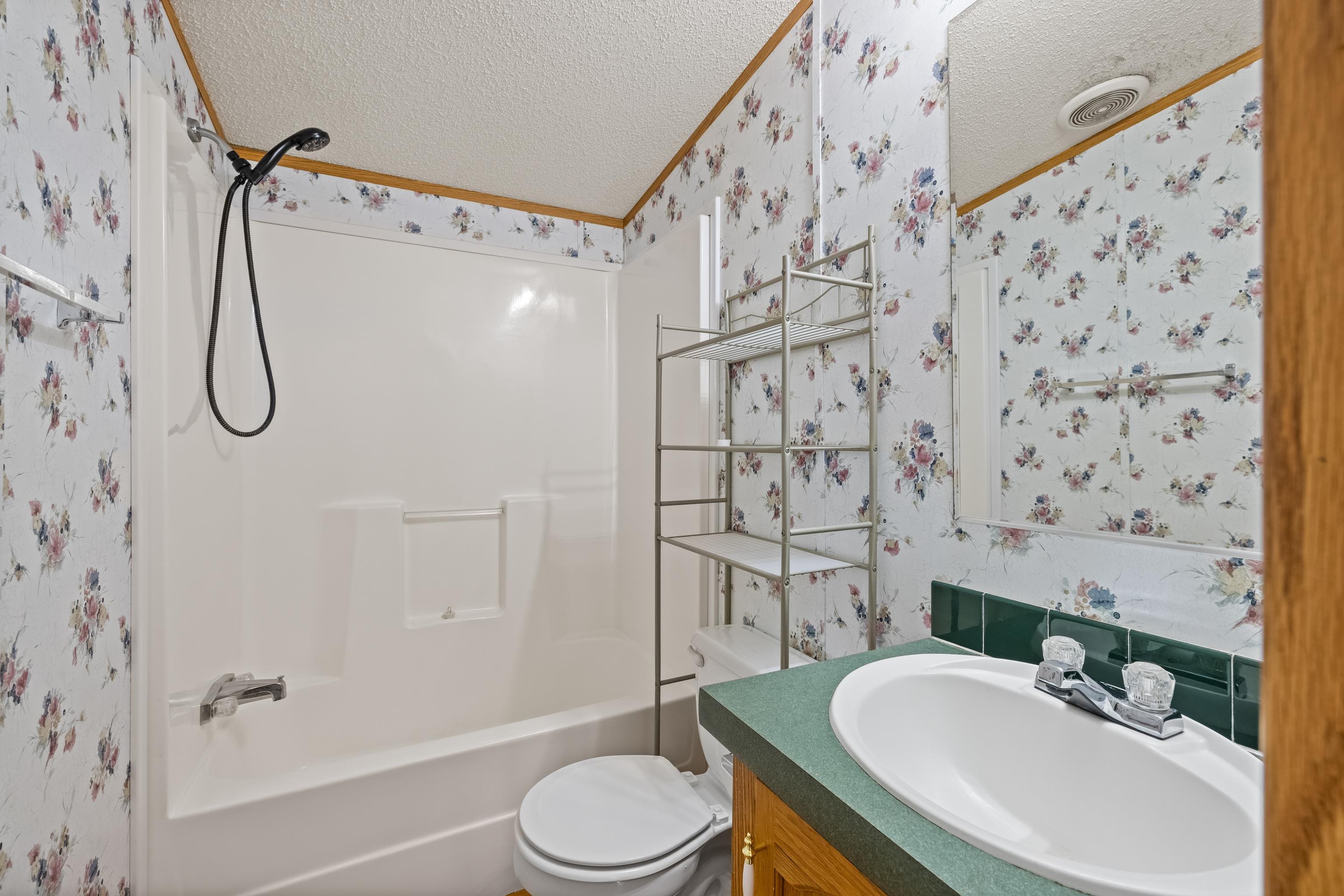 38 MAGGIE LN, MOUNT SOLON, Virginia 22843, 3 Bedrooms Bedrooms, ,2 BathroomsBathrooms,Residential,38 MAGGIE LN,673906 MLS # 673906