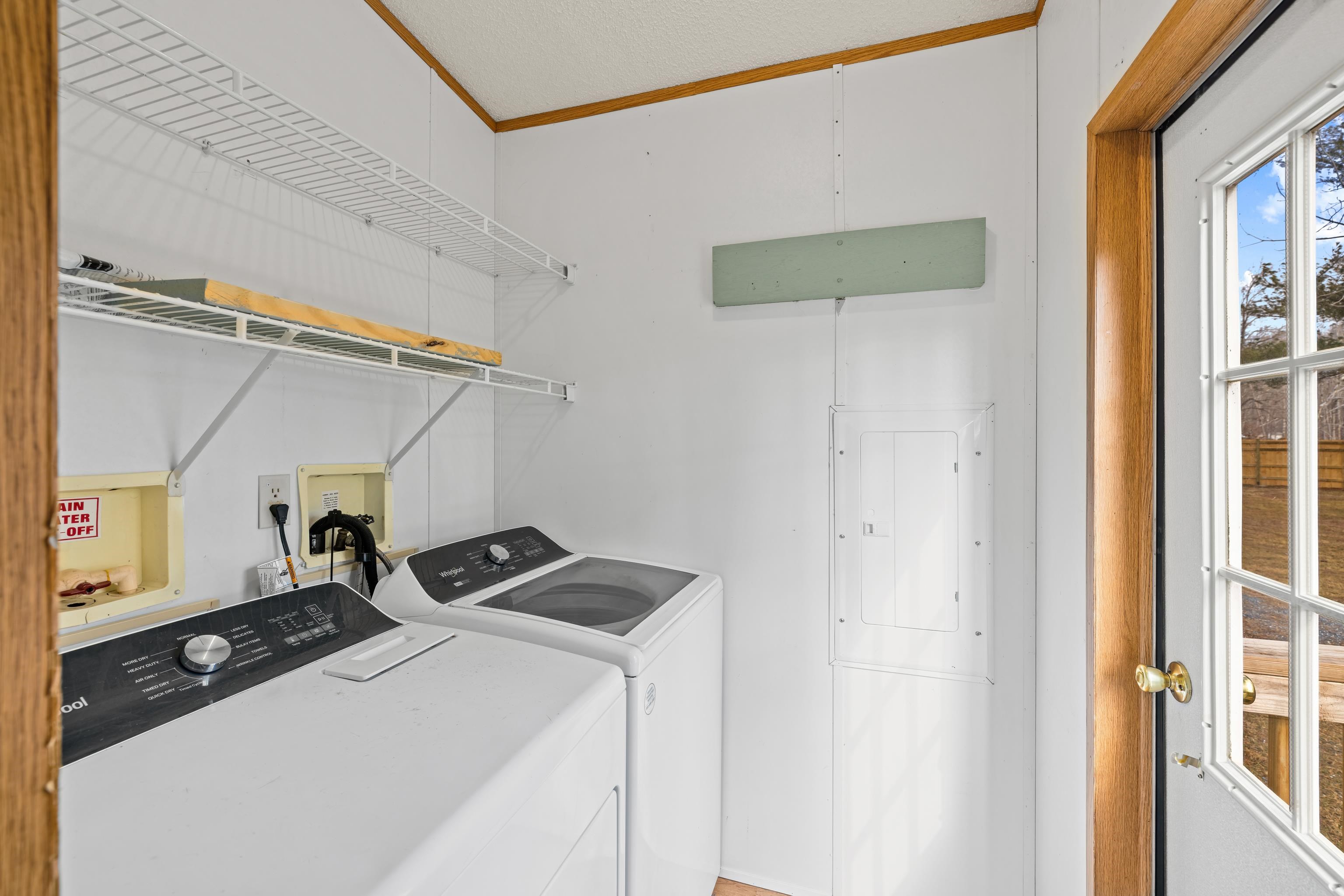 38 MAGGIE LN, MOUNT SOLON, Virginia 22843, 3 Bedrooms Bedrooms, ,2 BathroomsBathrooms,Residential,38 MAGGIE LN,673906 MLS # 673906