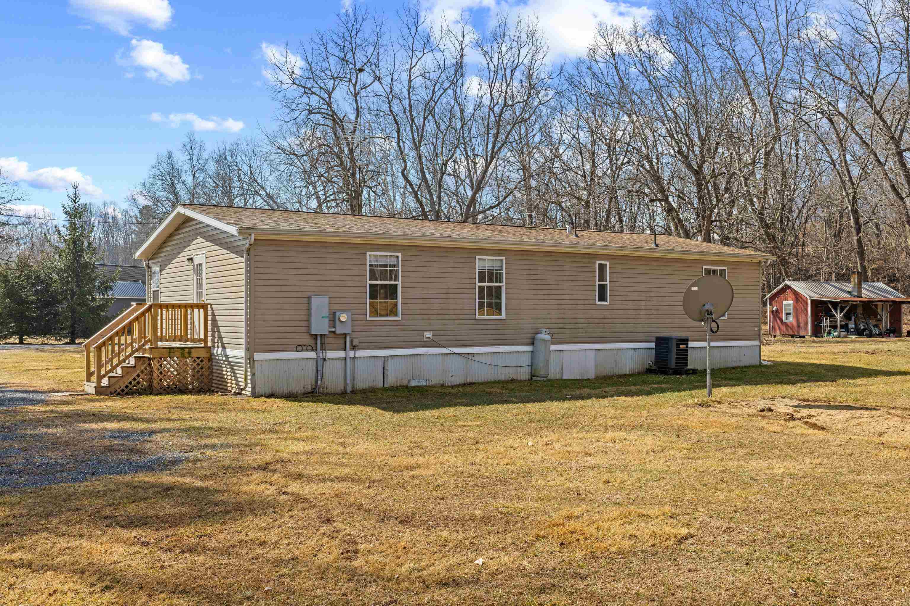 38 MAGGIE LN, MOUNT SOLON, Virginia 22843, 3 Bedrooms Bedrooms, ,2 BathroomsBathrooms,Residential,38 MAGGIE LN,673906 MLS # 673906