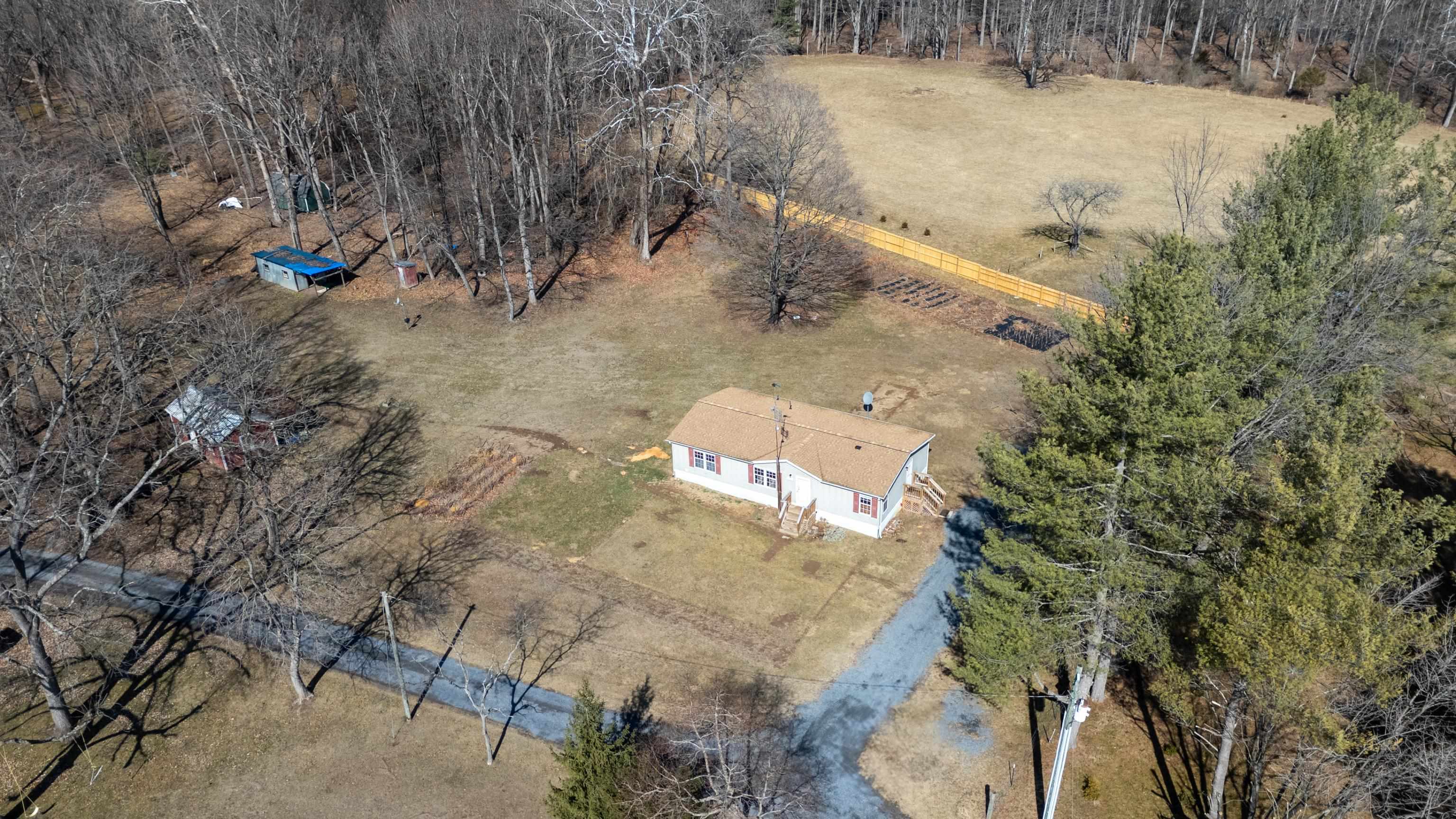 38 MAGGIE LN, MOUNT SOLON, Virginia 22843, 3 Bedrooms Bedrooms, ,2 BathroomsBathrooms,Residential,38 MAGGIE LN,673906 MLS # 673906