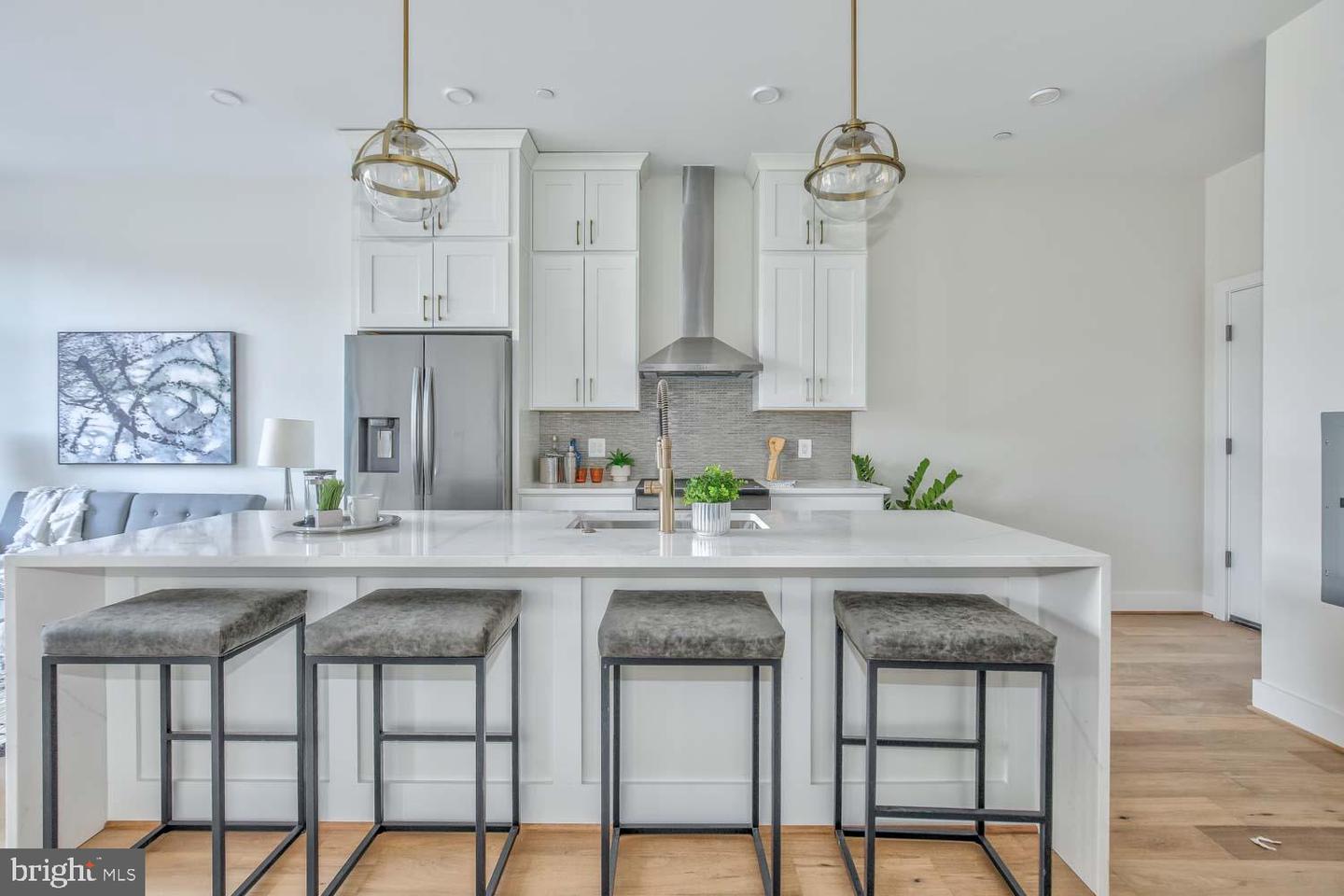 4347 HARRISON ST NW #4, WASHINGTON, District Of Columbia 20015, 2 Bedrooms Bedrooms, ,2 BathroomsBathrooms,Residential,For sale,4347 HARRISON ST NW #4,DCDC2244214 MLS # DCDC2244214