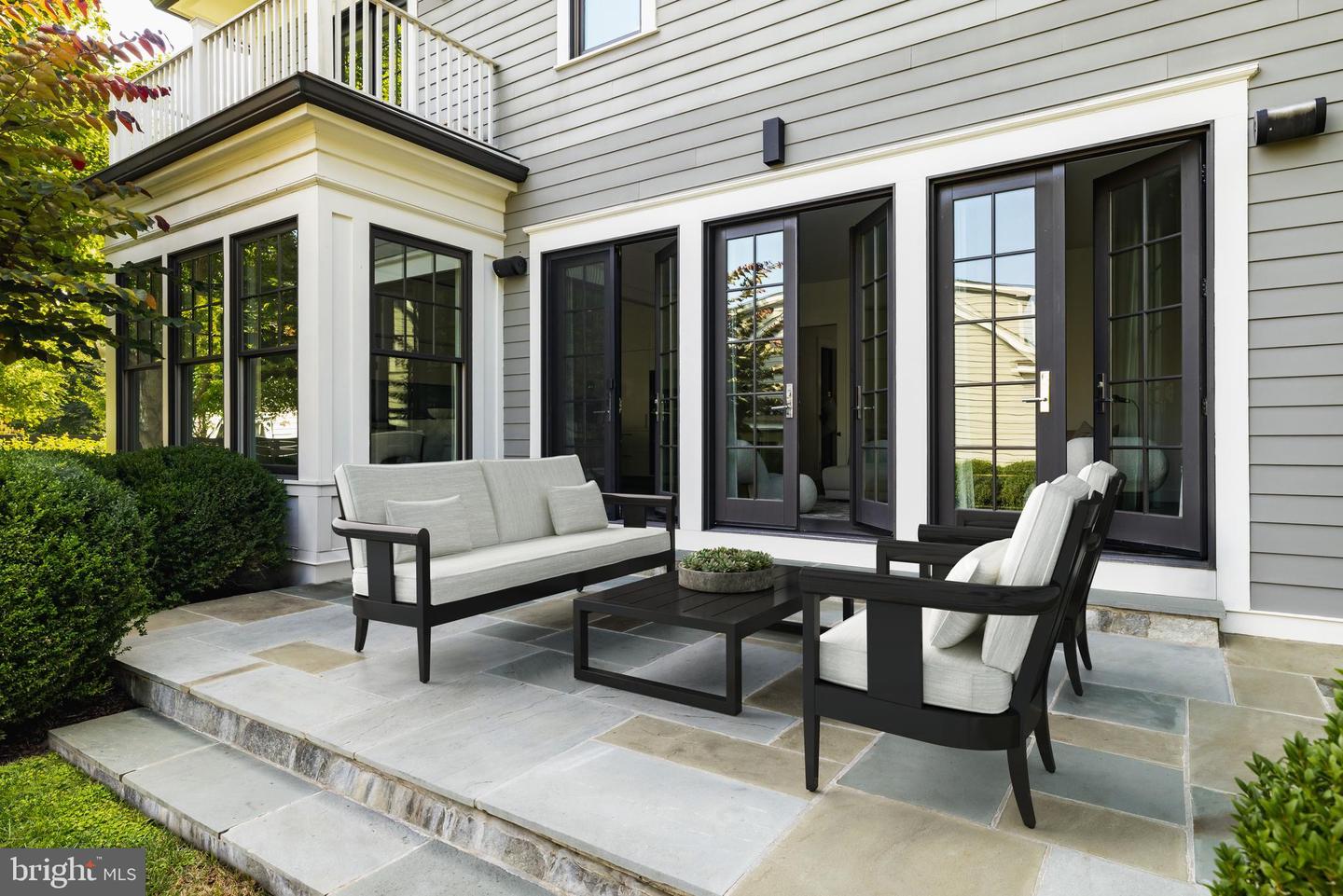 2361 N EDGEWOOD ST, ARLINGTON, Virginia 22207, 5 Bedrooms Bedrooms, ,4 BathroomsBathrooms,Residential,For sale,2361 N EDGEWOOD ST,VAAR2068568 MLS # VAAR2068568