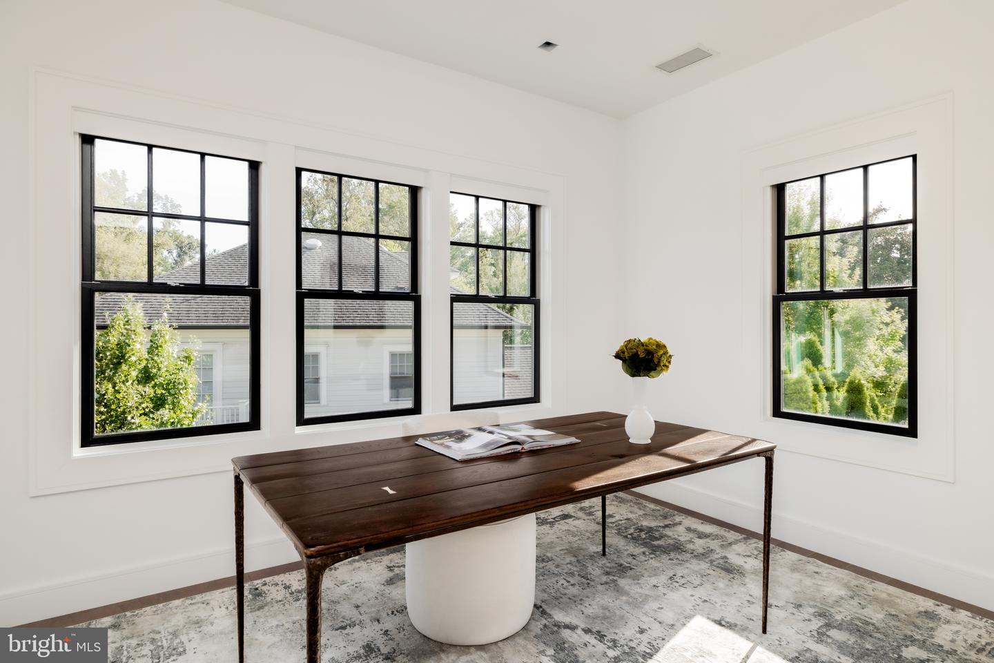 2361 N EDGEWOOD ST, ARLINGTON, Virginia 22207, 5 Bedrooms Bedrooms, ,4 BathroomsBathrooms,Residential,For sale,2361 N EDGEWOOD ST,VAAR2068568 MLS # VAAR2068568