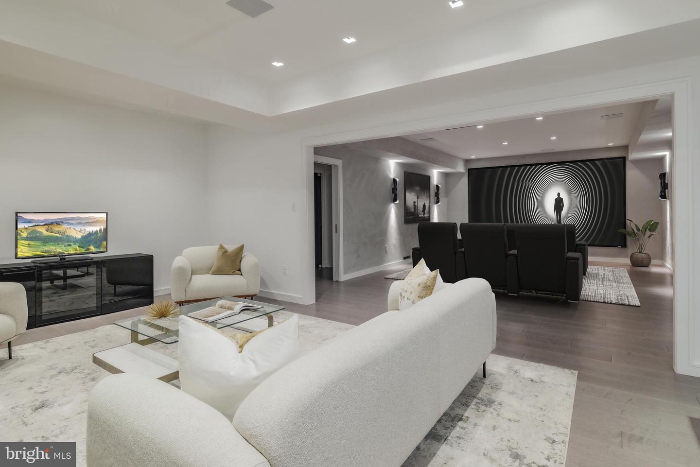 2361 N EDGEWOOD ST, ARLINGTON, Virginia 22207, 5 Bedrooms Bedrooms, ,4 BathroomsBathrooms,Residential,For sale,2361 N EDGEWOOD ST,VAAR2068568 MLS # VAAR2068568