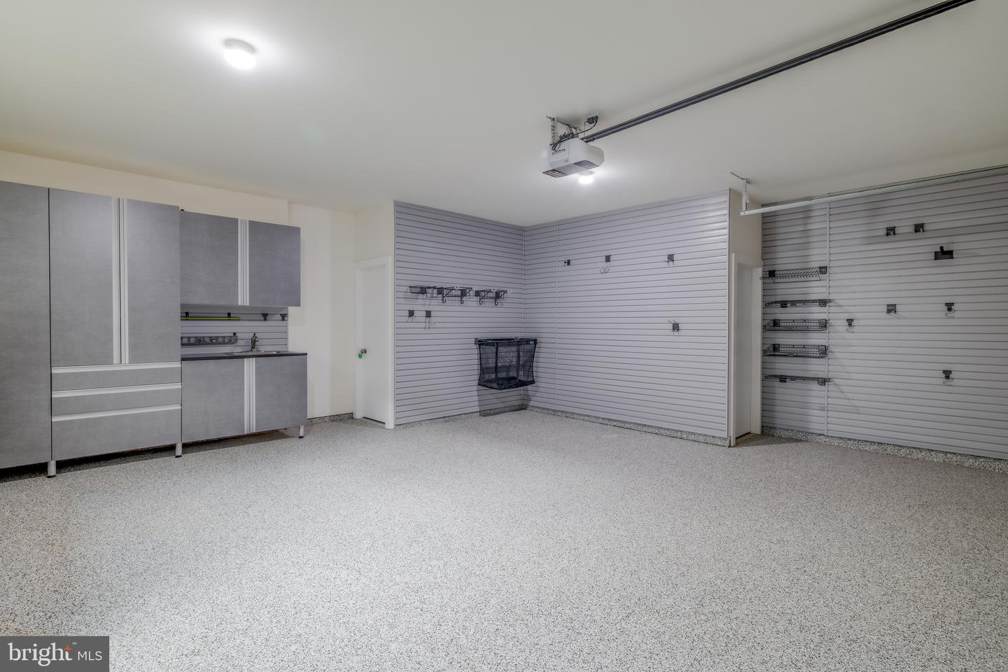 2361 N EDGEWOOD ST, ARLINGTON, Virginia 22207, 5 Bedrooms Bedrooms, ,4 BathroomsBathrooms,Residential,For sale,2361 N EDGEWOOD ST,VAAR2068568 MLS # VAAR2068568