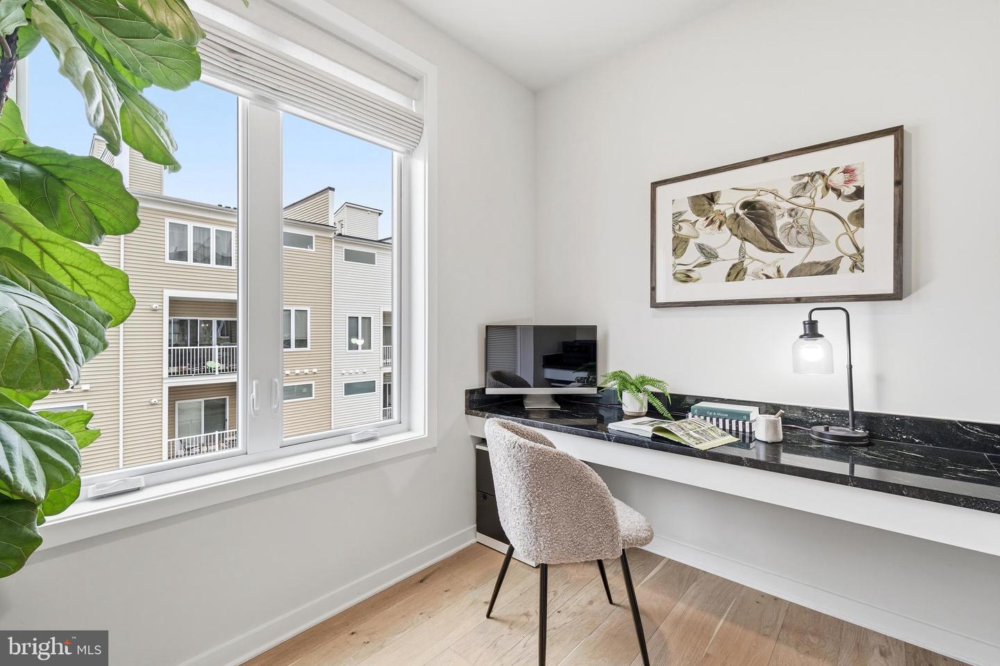 43182 MONGOLD SQ, ASHBURN, Virginia 20148, 3 Bedrooms Bedrooms, ,2 BathroomsBathrooms,Residential,For sale,43182 MONGOLD SQ,VALO2115392 MLS # VALO2115392