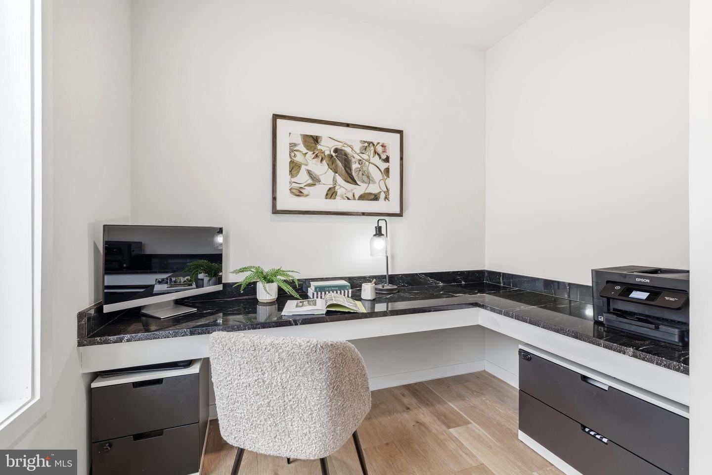 43182 MONGOLD SQ, ASHBURN, Virginia 20148, 3 Bedrooms Bedrooms, ,2 BathroomsBathrooms,Residential,For sale,43182 MONGOLD SQ,VALO2115392 MLS # VALO2115392