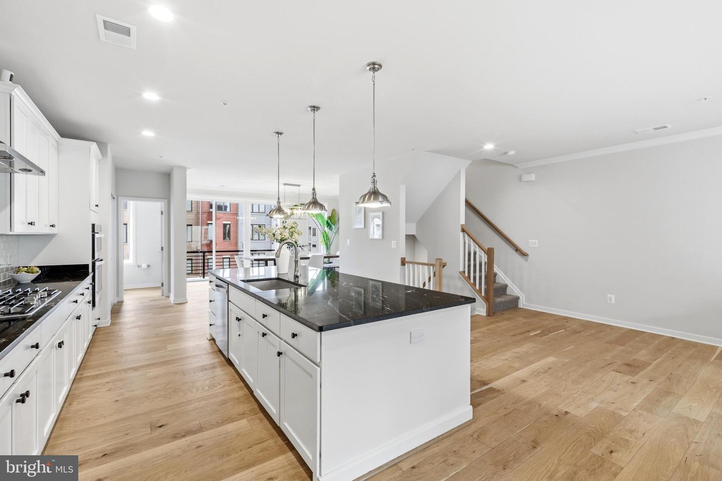 43182 MONGOLD SQ, ASHBURN, Virginia 20148, 3 Bedrooms Bedrooms, ,2 BathroomsBathrooms,Residential,For sale,43182 MONGOLD SQ,VALO2115392 MLS # VALO2115392