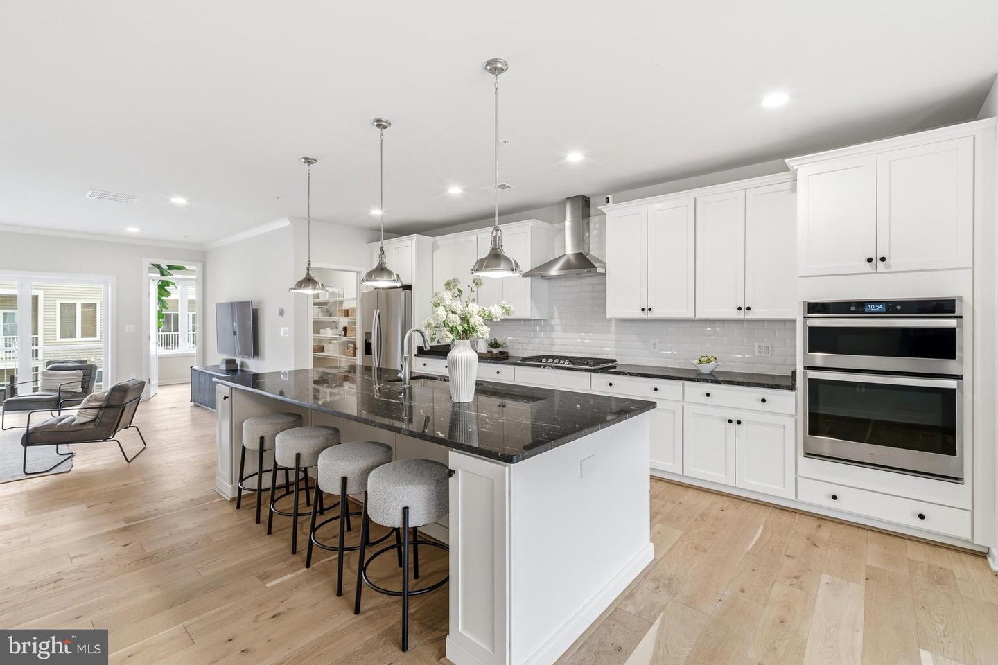 43182 MONGOLD SQ, ASHBURN, Virginia 20148, 3 Bedrooms Bedrooms, ,2 BathroomsBathrooms,Residential,For sale,43182 MONGOLD SQ,VALO2115392 MLS # VALO2115392