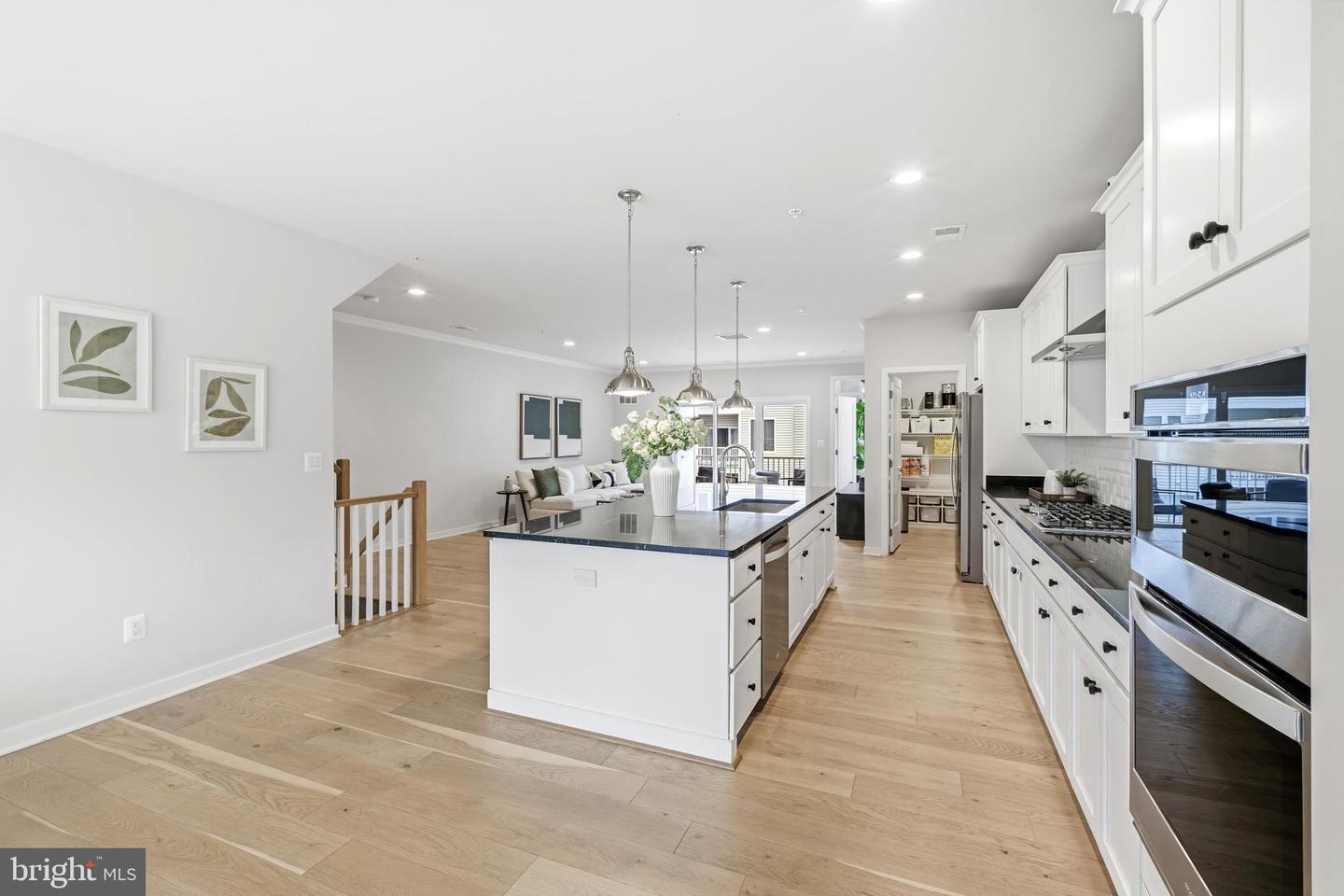 43182 MONGOLD SQ, ASHBURN, Virginia 20148, 3 Bedrooms Bedrooms, ,2 BathroomsBathrooms,Residential,For sale,43182 MONGOLD SQ,VALO2115392 MLS # VALO2115392