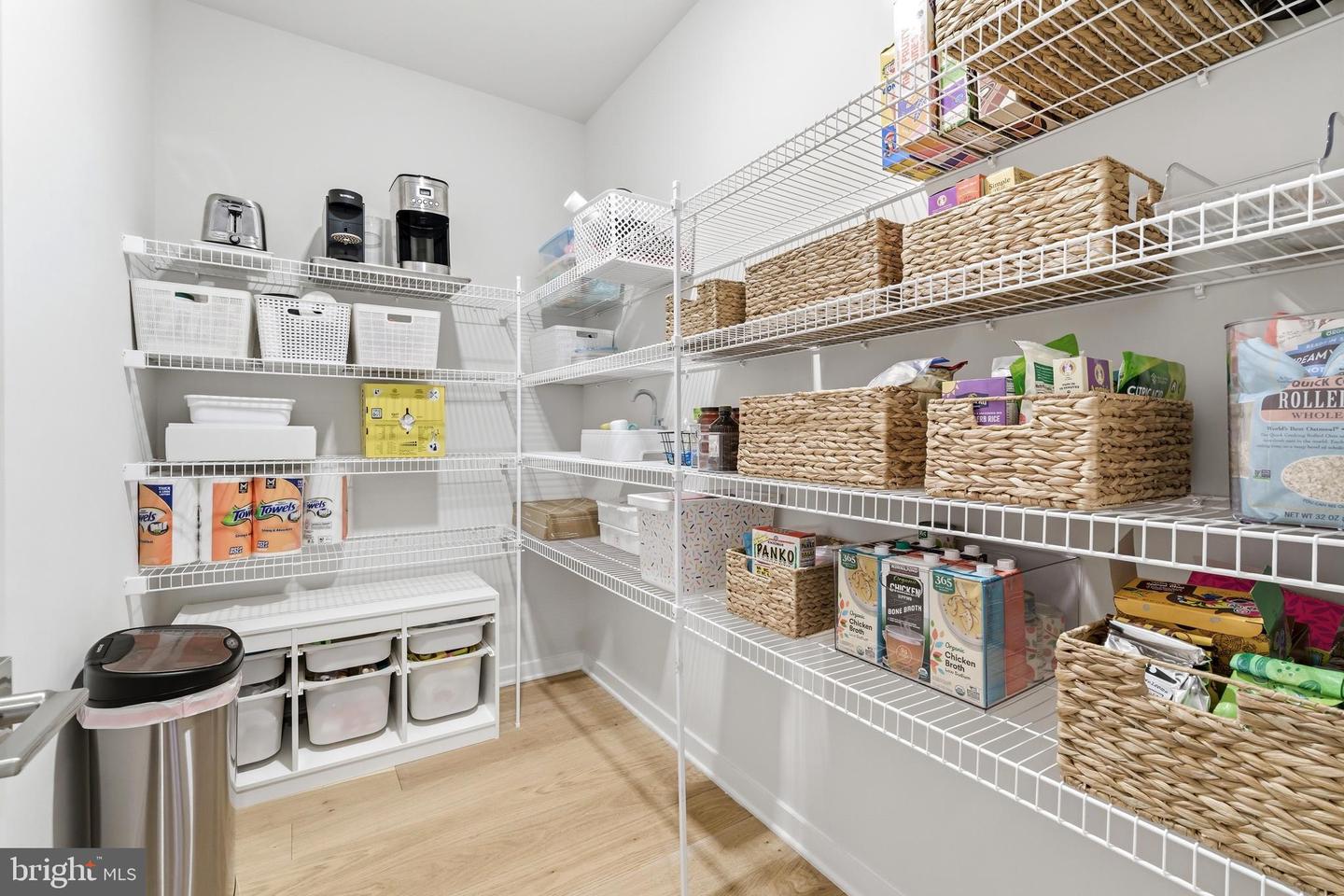 43182 MONGOLD SQ, ASHBURN, Virginia 20148, 3 Bedrooms Bedrooms, ,2 BathroomsBathrooms,Residential,For sale,43182 MONGOLD SQ,VALO2115392 MLS # VALO2115392