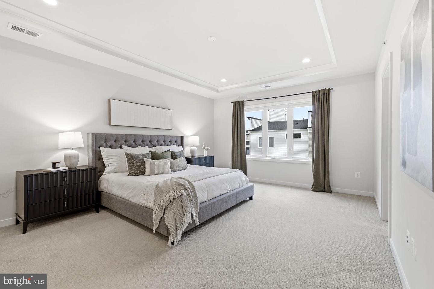 43182 MONGOLD SQ, ASHBURN, Virginia 20148, 3 Bedrooms Bedrooms, ,2 BathroomsBathrooms,Residential,For sale,43182 MONGOLD SQ,VALO2115392 MLS # VALO2115392