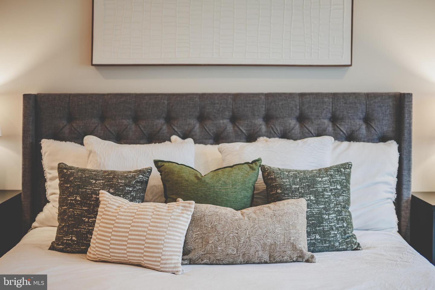 43182 MONGOLD SQ, ASHBURN, Virginia 20148, 3 Bedrooms Bedrooms, ,2 BathroomsBathrooms,Residential,For sale,43182 MONGOLD SQ,VALO2115392 MLS # VALO2115392