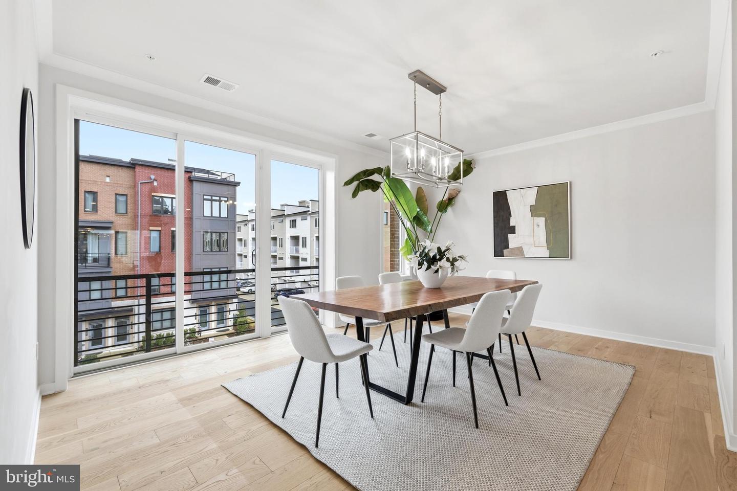 43182 MONGOLD SQ, ASHBURN, Virginia 20148, 3 Bedrooms Bedrooms, ,2 BathroomsBathrooms,Residential,For sale,43182 MONGOLD SQ,VALO2115392 MLS # VALO2115392