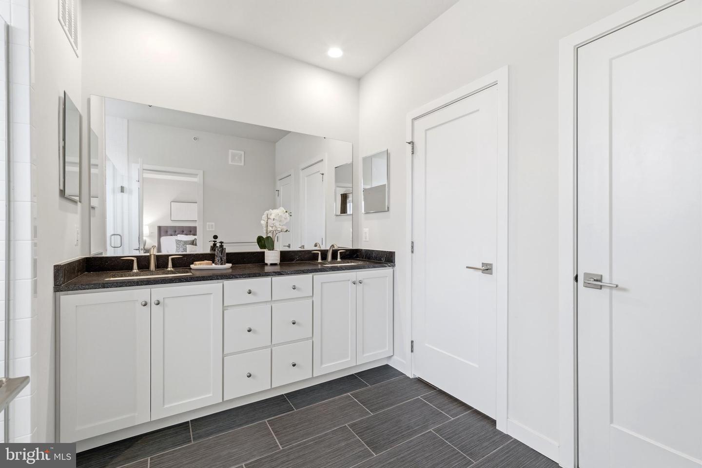 43182 MONGOLD SQ, ASHBURN, Virginia 20148, 3 Bedrooms Bedrooms, ,2 BathroomsBathrooms,Residential,For sale,43182 MONGOLD SQ,VALO2115392 MLS # VALO2115392