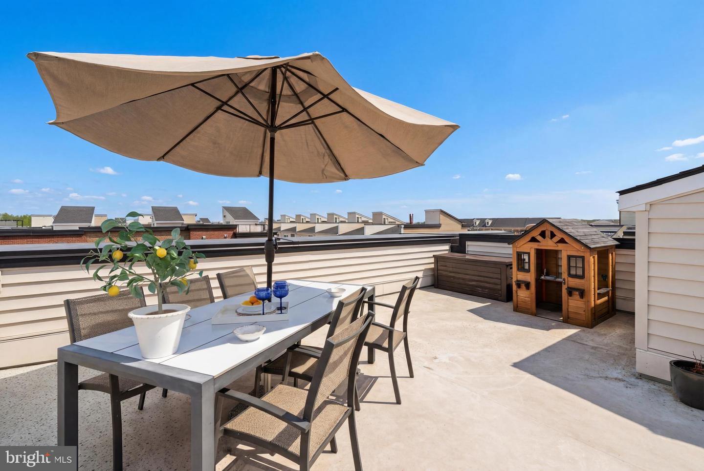 43182 MONGOLD SQ, ASHBURN, Virginia 20148, 3 Bedrooms Bedrooms, ,2 BathroomsBathrooms,Residential,For sale,43182 MONGOLD SQ,VALO2115392 MLS # VALO2115392