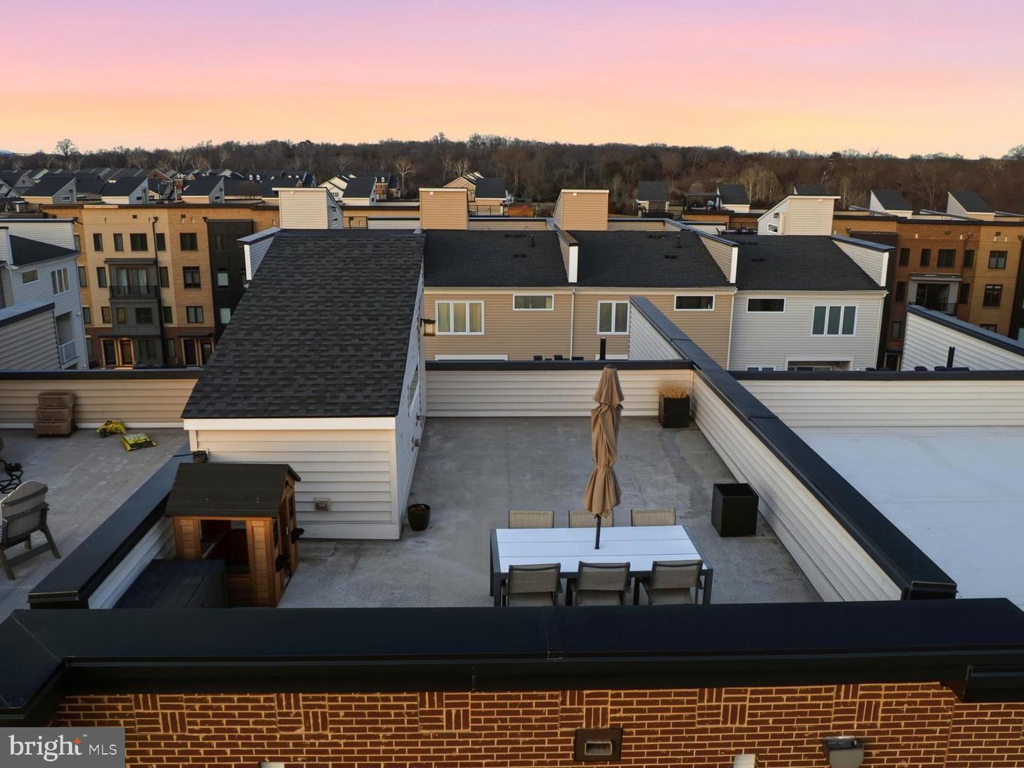 43182 MONGOLD SQ, ASHBURN, Virginia 20148, 3 Bedrooms Bedrooms, ,2 BathroomsBathrooms,Residential,For sale,43182 MONGOLD SQ,VALO2115392 MLS # VALO2115392