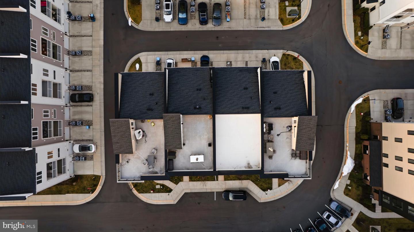 43182 MONGOLD SQ, ASHBURN, Virginia 20148, 3 Bedrooms Bedrooms, ,2 BathroomsBathrooms,Residential,For sale,43182 MONGOLD SQ,VALO2115392 MLS # VALO2115392