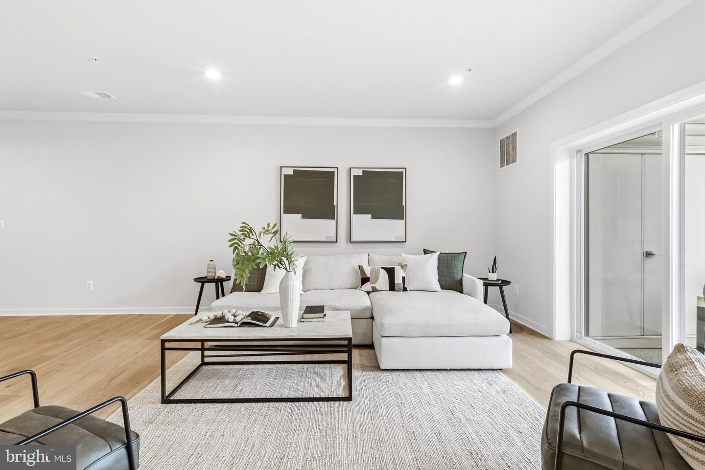 43182 MONGOLD SQ, ASHBURN, Virginia 20148, 3 Bedrooms Bedrooms, ,2 BathroomsBathrooms,Residential,For sale,43182 MONGOLD SQ,VALO2115392 MLS # VALO2115392