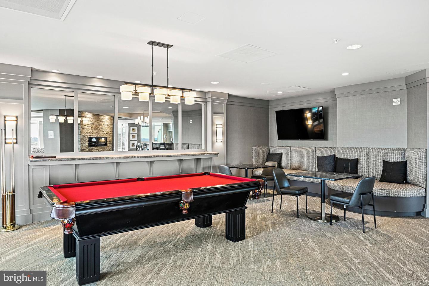 8220 CRESTWOOD HEIGHTS DR #812, MCLEAN, Virginia 22102, 2 Bedrooms Bedrooms, ,2 BathroomsBathrooms,Residential,For sale,8220 CRESTWOOD HEIGHTS DR #812,VAFX2289916 MLS # VAFX2289916