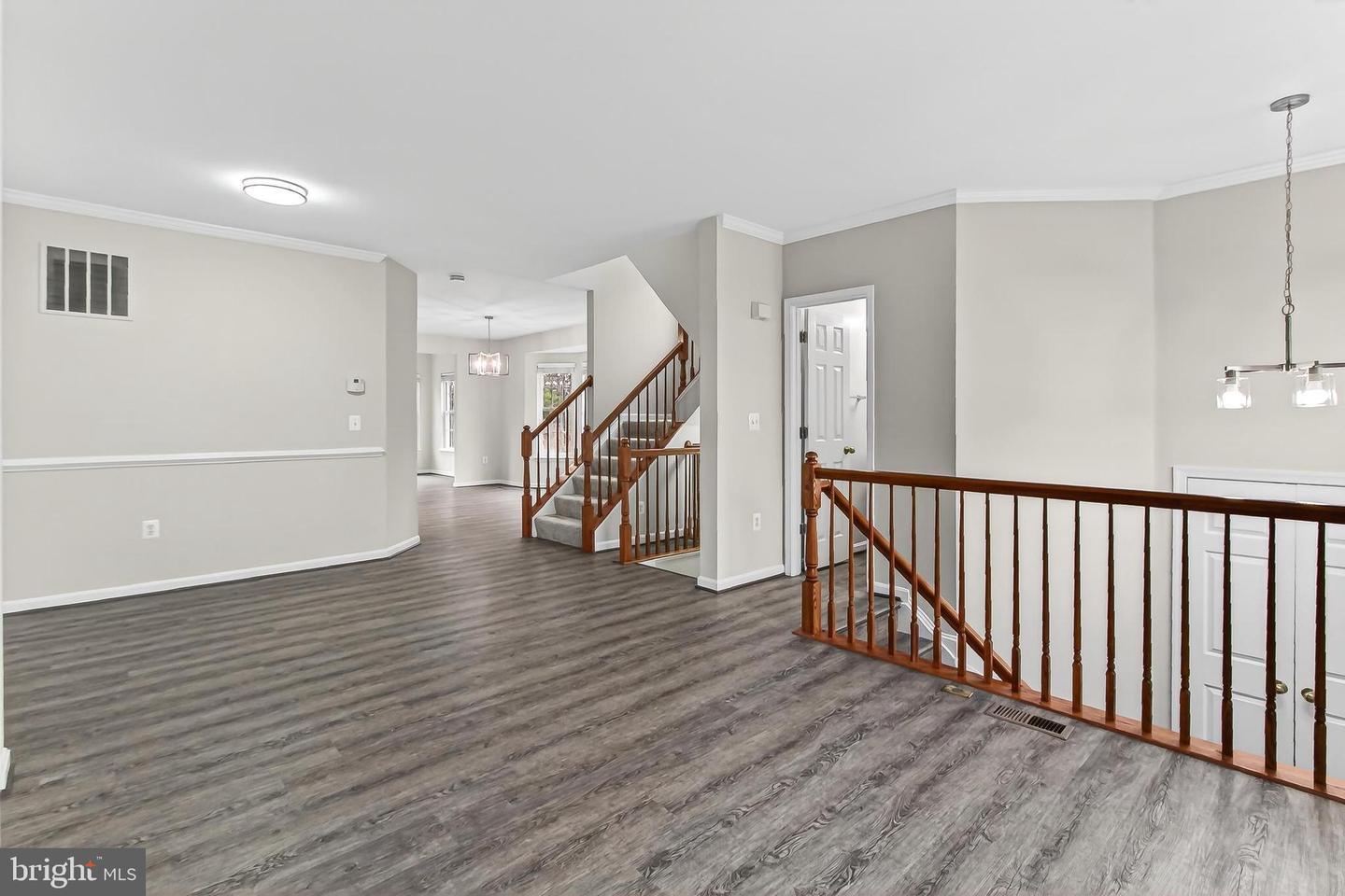 9725 CHESHIRE RIDGE CIR, MANASSAS, Virginia 20110, 3 Bedrooms Bedrooms, ,2 BathroomsBathrooms,Residential,For sale,9725 CHESHIRE RIDGE CIR,VAPW2112176 MLS # VAPW2112176