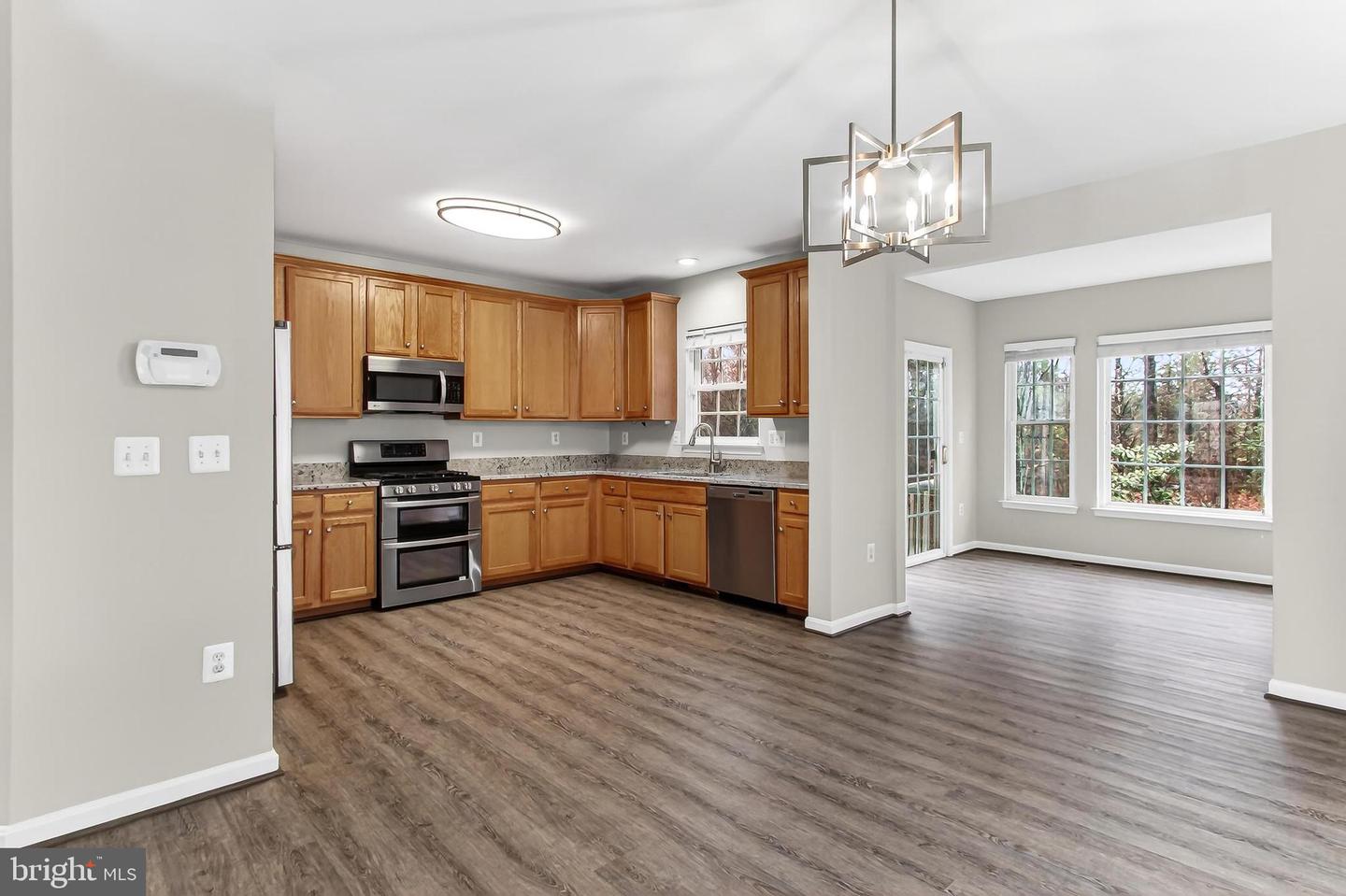 9725 CHESHIRE RIDGE CIR, MANASSAS, Virginia 20110, 3 Bedrooms Bedrooms, ,2 BathroomsBathrooms,Residential,For sale,9725 CHESHIRE RIDGE CIR,VAPW2112176 MLS # VAPW2112176