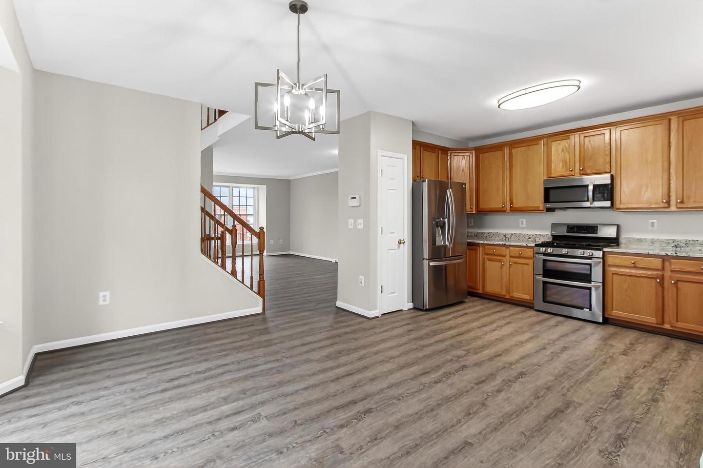 9725 CHESHIRE RIDGE CIR, MANASSAS, Virginia 20110, 3 Bedrooms Bedrooms, ,2 BathroomsBathrooms,Residential,For sale,9725 CHESHIRE RIDGE CIR,VAPW2112176 MLS # VAPW2112176