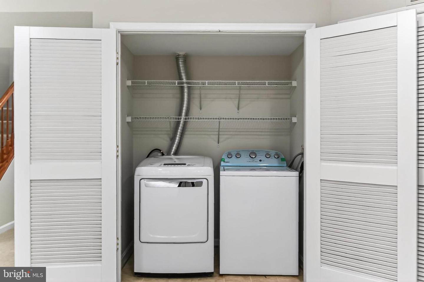 9725 CHESHIRE RIDGE CIR, MANASSAS, Virginia 20110, 3 Bedrooms Bedrooms, ,2 BathroomsBathrooms,Residential,For sale,9725 CHESHIRE RIDGE CIR,VAPW2112176 MLS # VAPW2112176