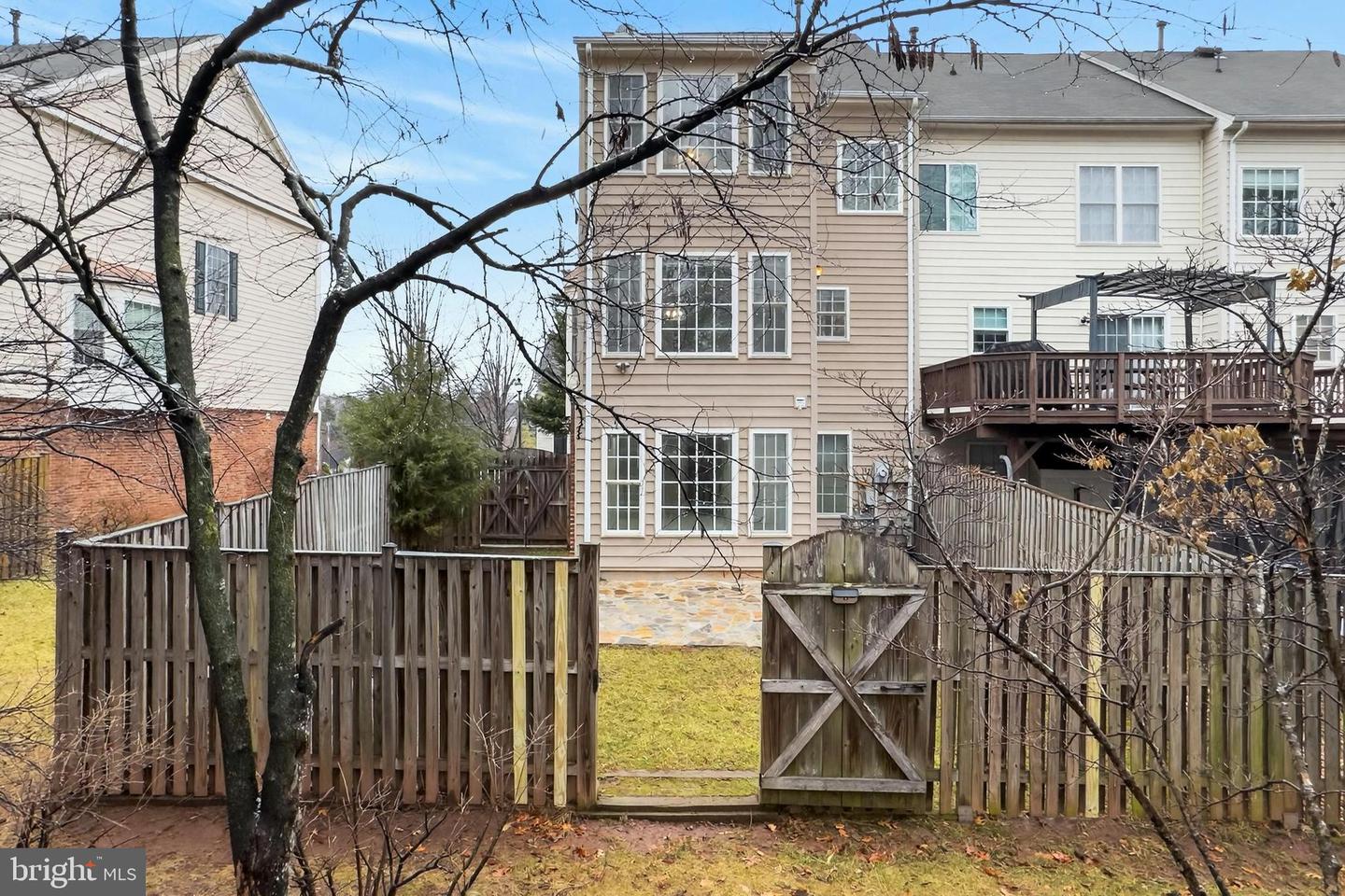 9725 CHESHIRE RIDGE CIR, MANASSAS, Virginia 20110, 3 Bedrooms Bedrooms, ,2 BathroomsBathrooms,Residential,For sale,9725 CHESHIRE RIDGE CIR,VAPW2112176 MLS # VAPW2112176