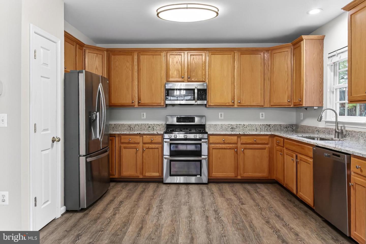 9725 CHESHIRE RIDGE CIR, MANASSAS, Virginia 20110, 3 Bedrooms Bedrooms, ,2 BathroomsBathrooms,Residential,For sale,9725 CHESHIRE RIDGE CIR,VAPW2112176 MLS # VAPW2112176