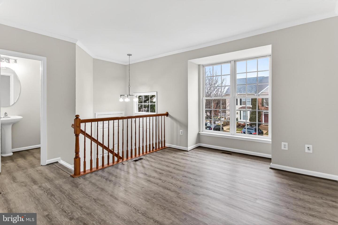 9725 CHESHIRE RIDGE CIR, MANASSAS, Virginia 20110, 3 Bedrooms Bedrooms, ,2 BathroomsBathrooms,Residential,For sale,9725 CHESHIRE RIDGE CIR,VAPW2112176 MLS # VAPW2112176