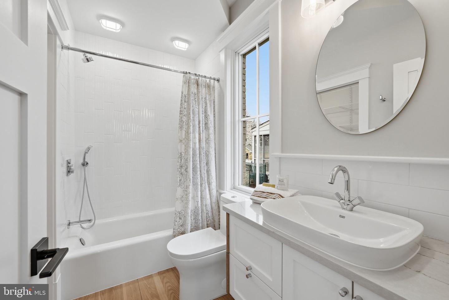 605 HILLTOP TER, ALEXANDRIA, Virginia 22301, 6 Bedrooms Bedrooms, ,5 BathroomsBathrooms,Residential,For sale,605 HILLTOP TER,VAAX2054036 MLS # VAAX2054036