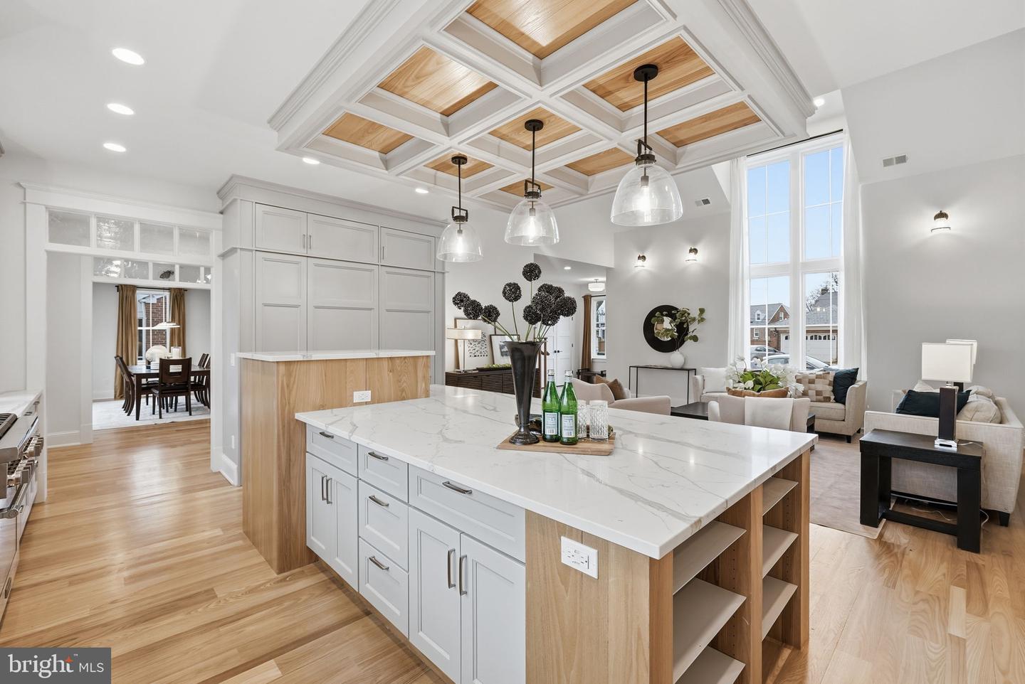 605 HILLTOP TER, ALEXANDRIA, Virginia 22301, 6 Bedrooms Bedrooms, ,5 BathroomsBathrooms,Residential,For sale,605 HILLTOP TER,VAAX2054036 MLS # VAAX2054036