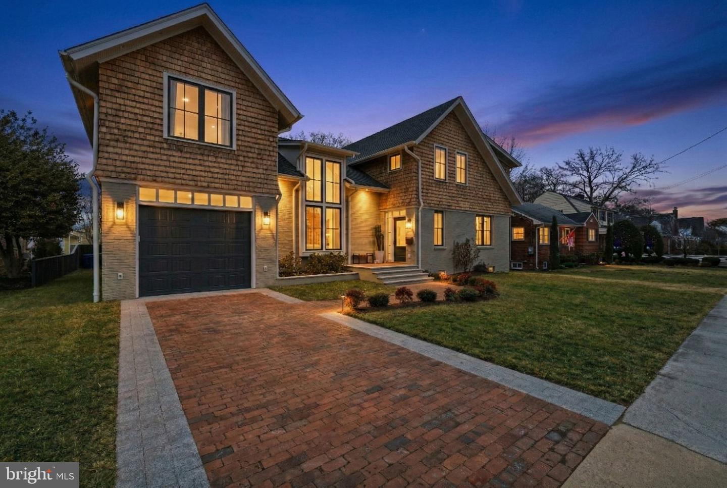 605 HILLTOP TER, ALEXANDRIA, Virginia 22301, 6 Bedrooms Bedrooms, ,5 BathroomsBathrooms,Residential,For sale,605 HILLTOP TER,VAAX2054036 MLS # VAAX2054036