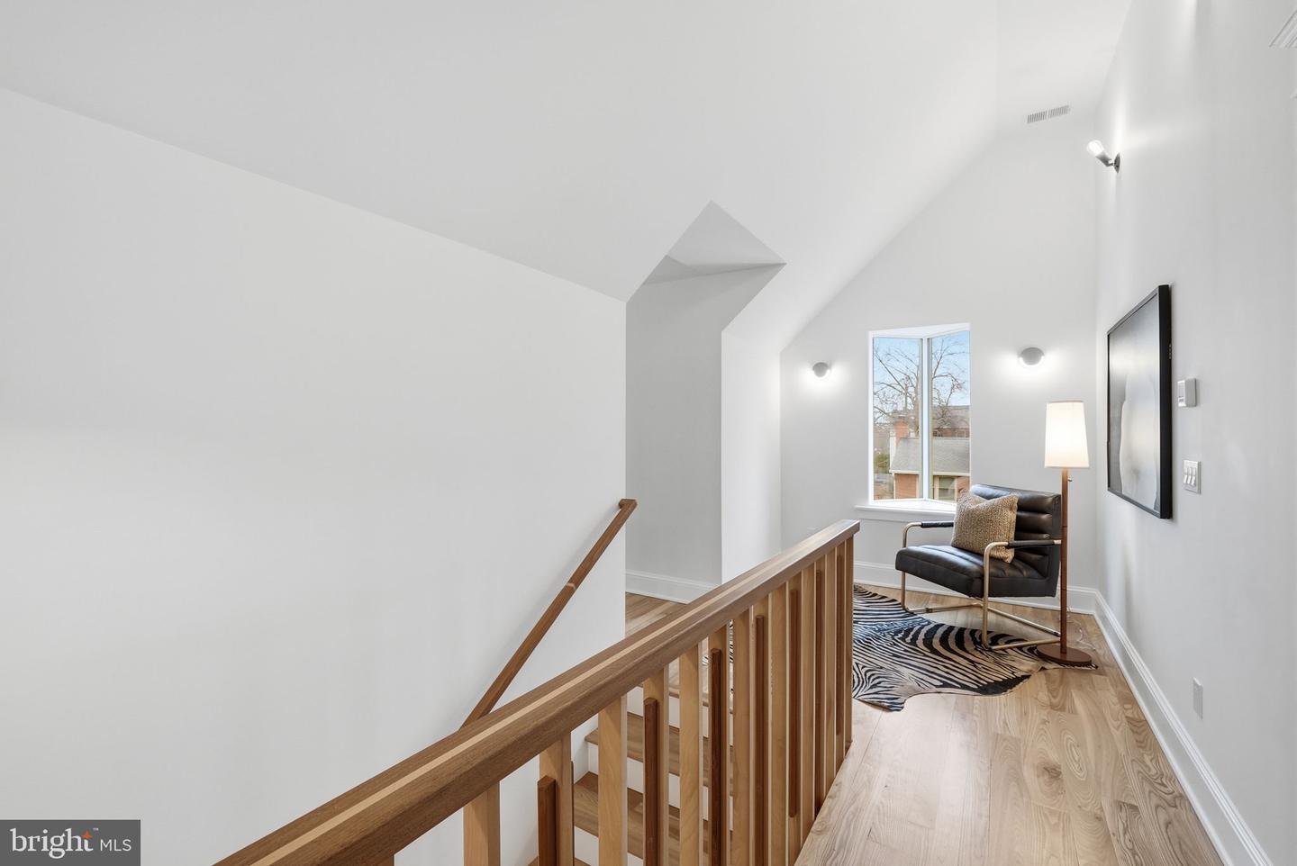 605 HILLTOP TER, ALEXANDRIA, Virginia 22301, 6 Bedrooms Bedrooms, ,5 BathroomsBathrooms,Residential,For sale,605 HILLTOP TER,VAAX2054036 MLS # VAAX2054036