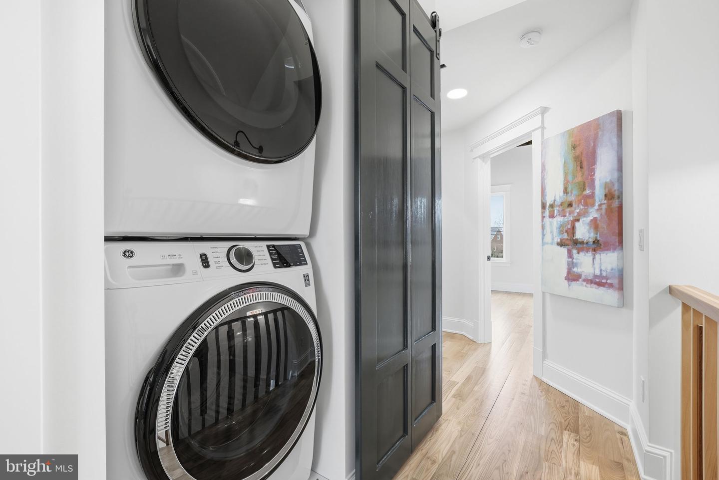 605 HILLTOP TER, ALEXANDRIA, Virginia 22301, 6 Bedrooms Bedrooms, ,5 BathroomsBathrooms,Residential,For sale,605 HILLTOP TER,VAAX2054036 MLS # VAAX2054036