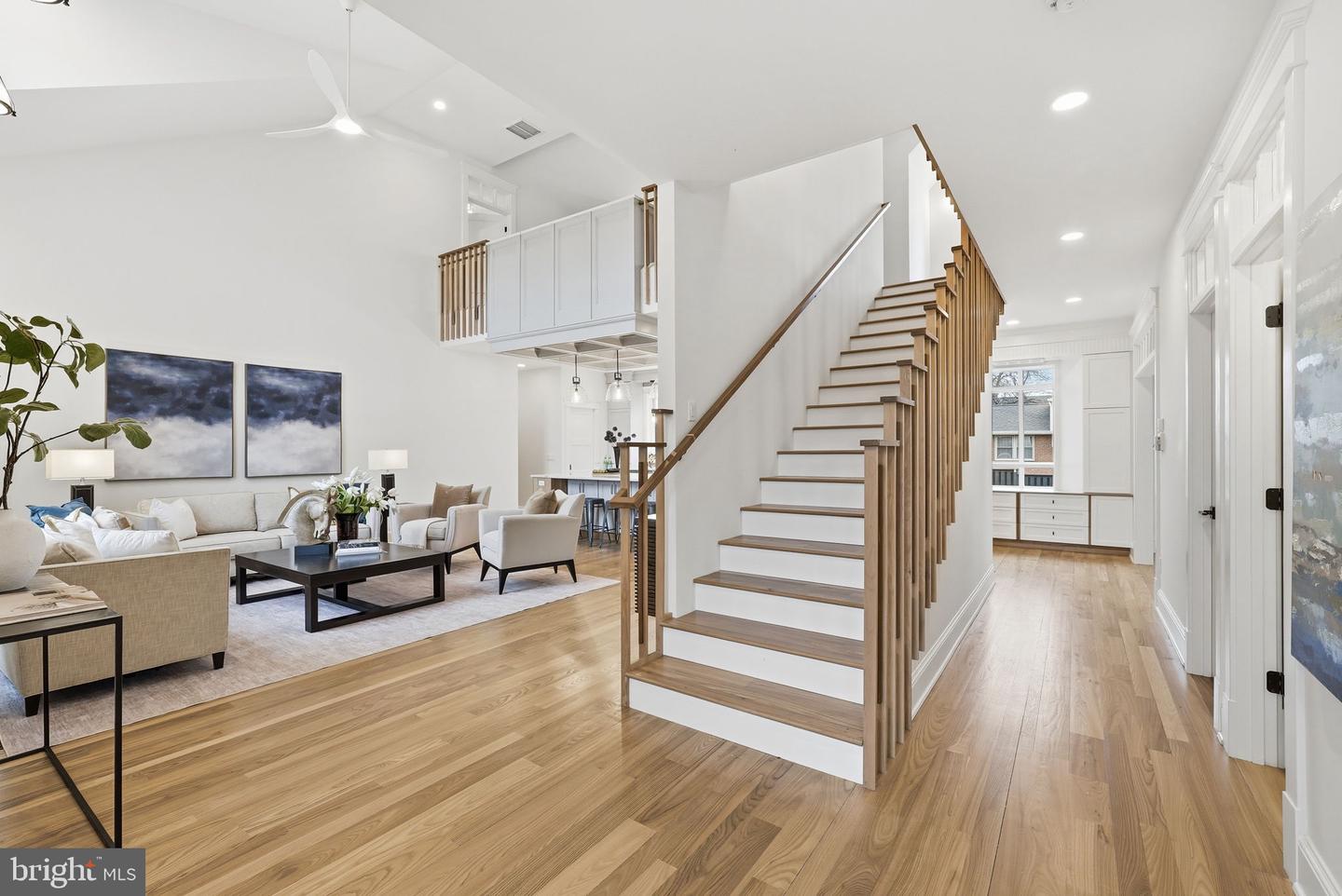 605 HILLTOP TER, ALEXANDRIA, Virginia 22301, 6 Bedrooms Bedrooms, ,5 BathroomsBathrooms,Residential,For sale,605 HILLTOP TER,VAAX2054036 MLS # VAAX2054036