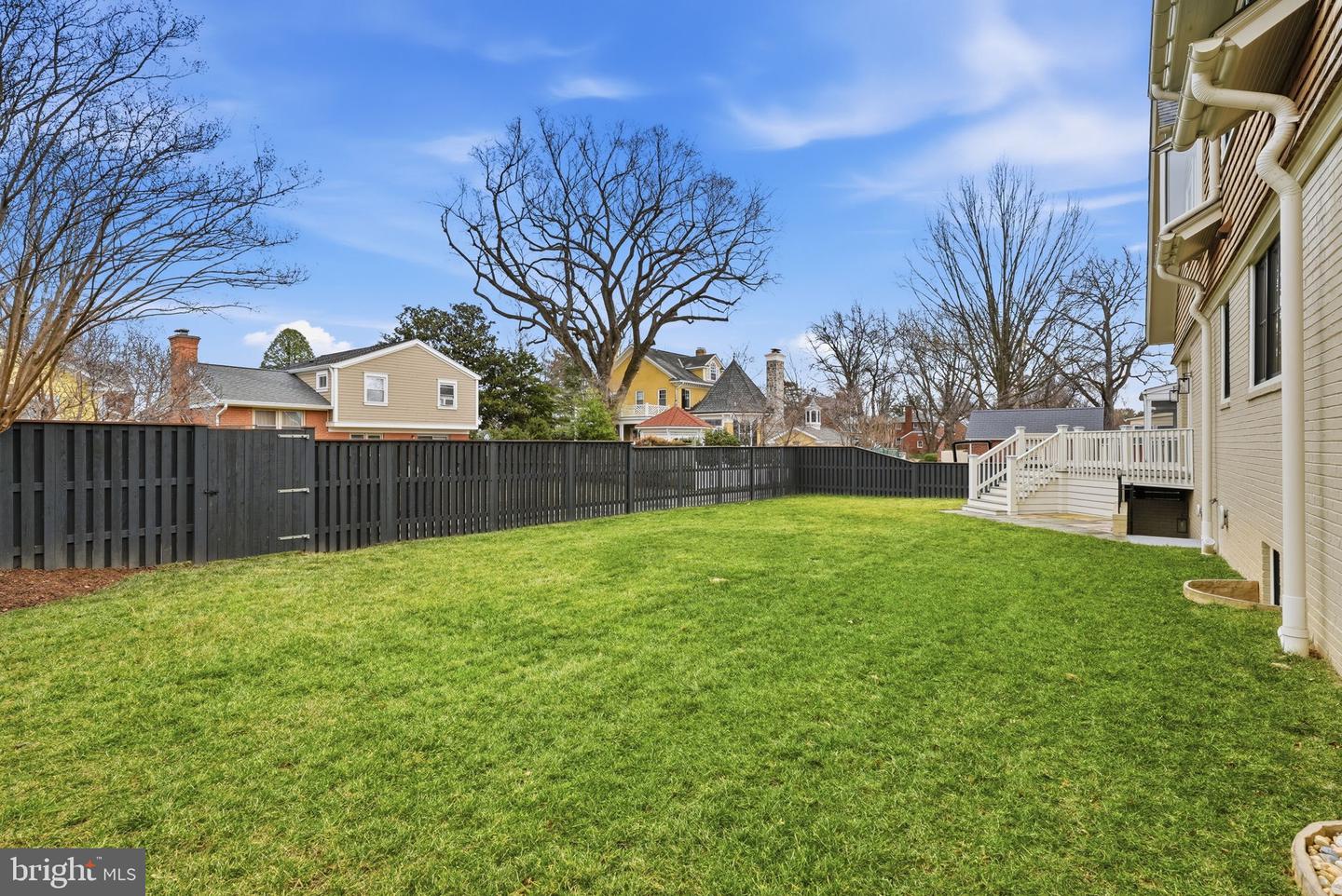 605 HILLTOP TER, ALEXANDRIA, Virginia 22301, 6 Bedrooms Bedrooms, ,5 BathroomsBathrooms,Residential,For sale,605 HILLTOP TER,VAAX2054036 MLS # VAAX2054036