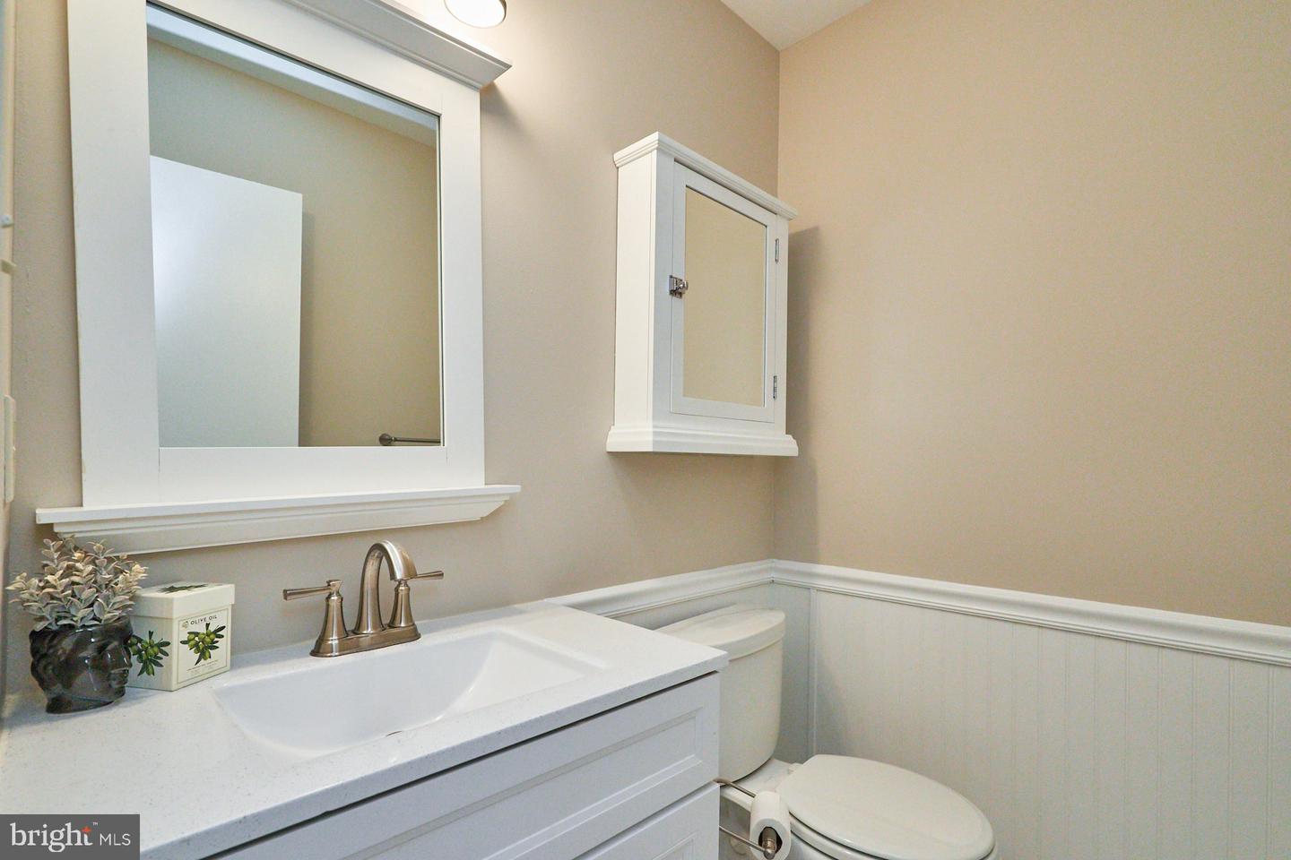 3354 ROLLINGWOOD DR, WOODBRIDGE, Virginia 22192, 3 Bedrooms Bedrooms, ,2 BathroomsBathrooms,Residential,For sale,3354 ROLLINGWOOD DR,VAPW2112452 MLS # VAPW2112452