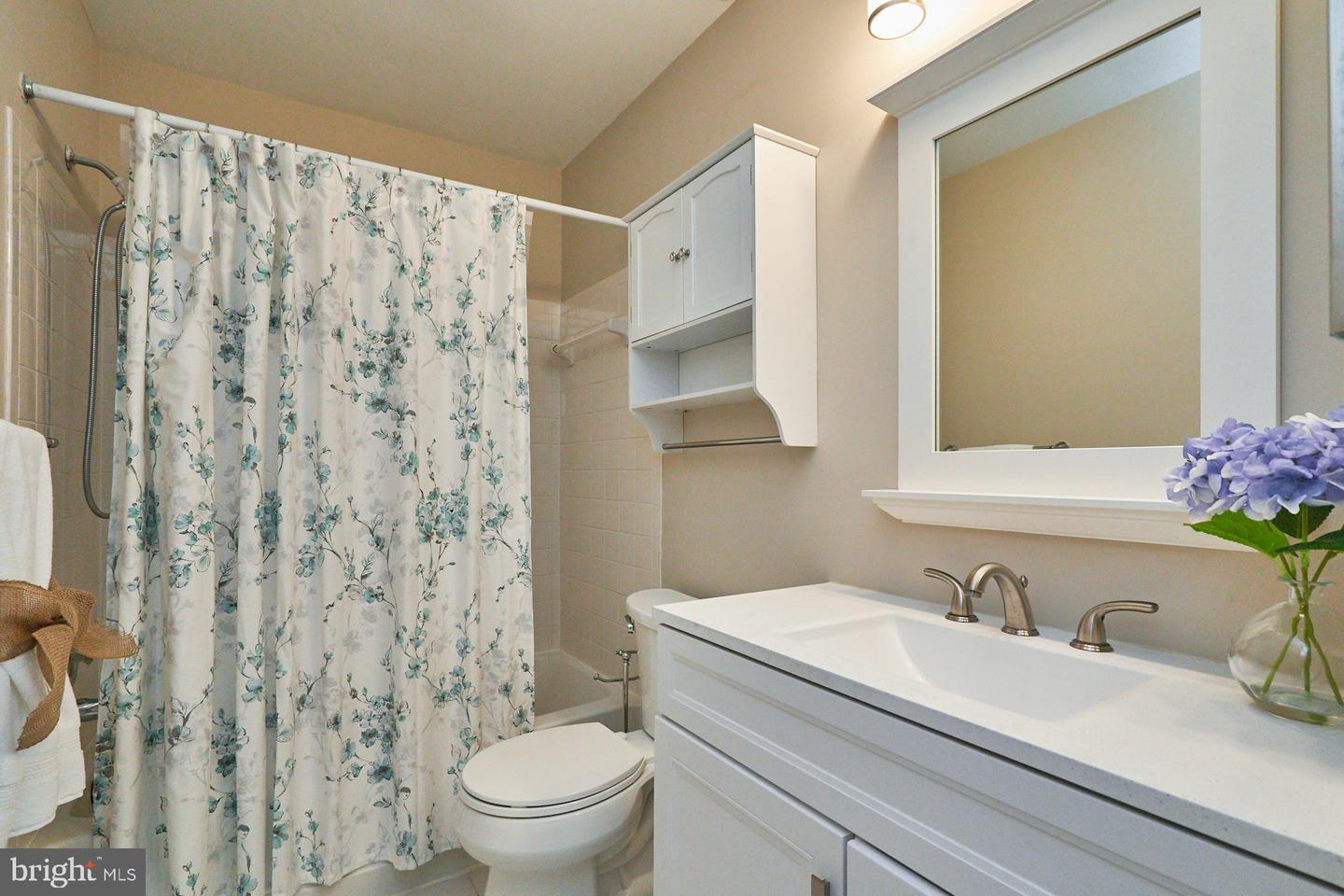 3354 ROLLINGWOOD DR, WOODBRIDGE, Virginia 22192, 3 Bedrooms Bedrooms, ,2 BathroomsBathrooms,Residential,For sale,3354 ROLLINGWOOD DR,VAPW2112452 MLS # VAPW2112452