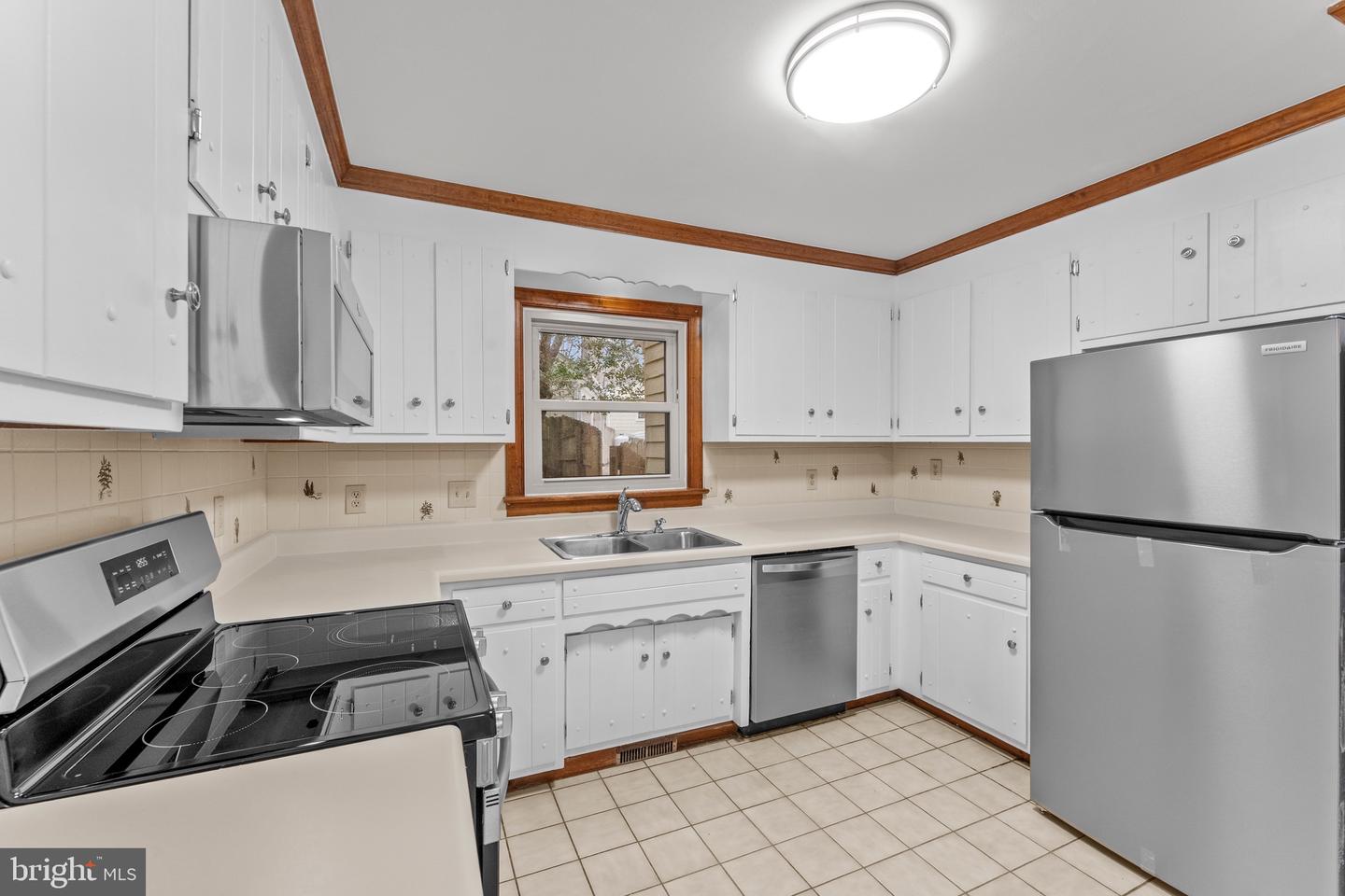 8700 LAUMIC DR, NORTH CHESTERFIELD, Virginia 23224, 3 Bedrooms Bedrooms, 12 Rooms Rooms,2 BathroomsBathrooms,Residential,For sale,8700 LAUMIC DR,VACF2001400 MLS # VACF2001400