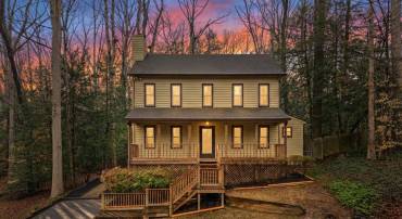 8700 LAUMIC DR, NORTH CHESTERFIELD, Virginia 23224, 3 Bedrooms Bedrooms, 12 Rooms Rooms,2 BathroomsBathrooms,Residential,For sale,8700 LAUMIC DR,VACF2001400 MLS # VACF2001400
